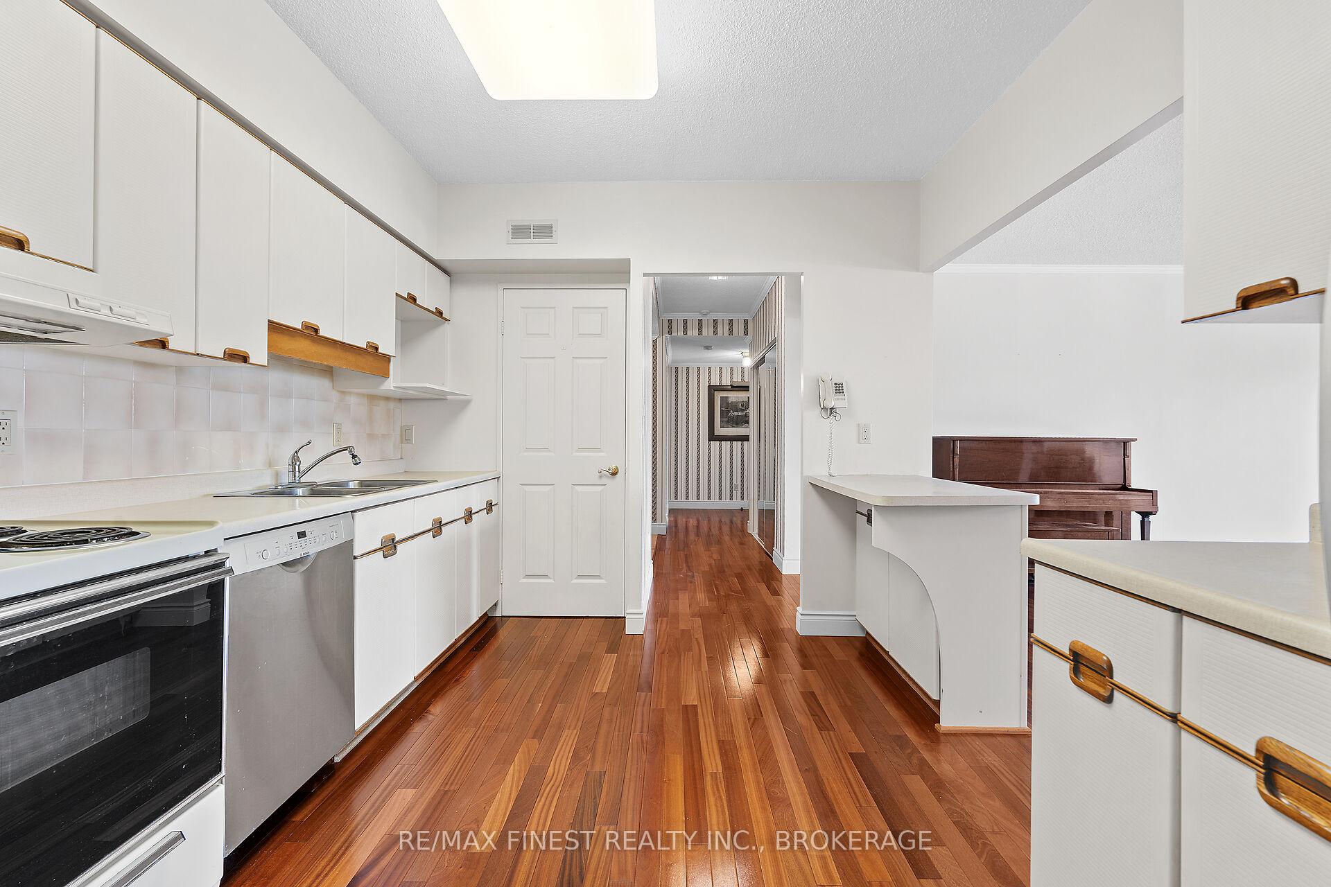 Photo 17 of Unit 302, 1000 King Street W, Kingston, Central City West — HOMEH