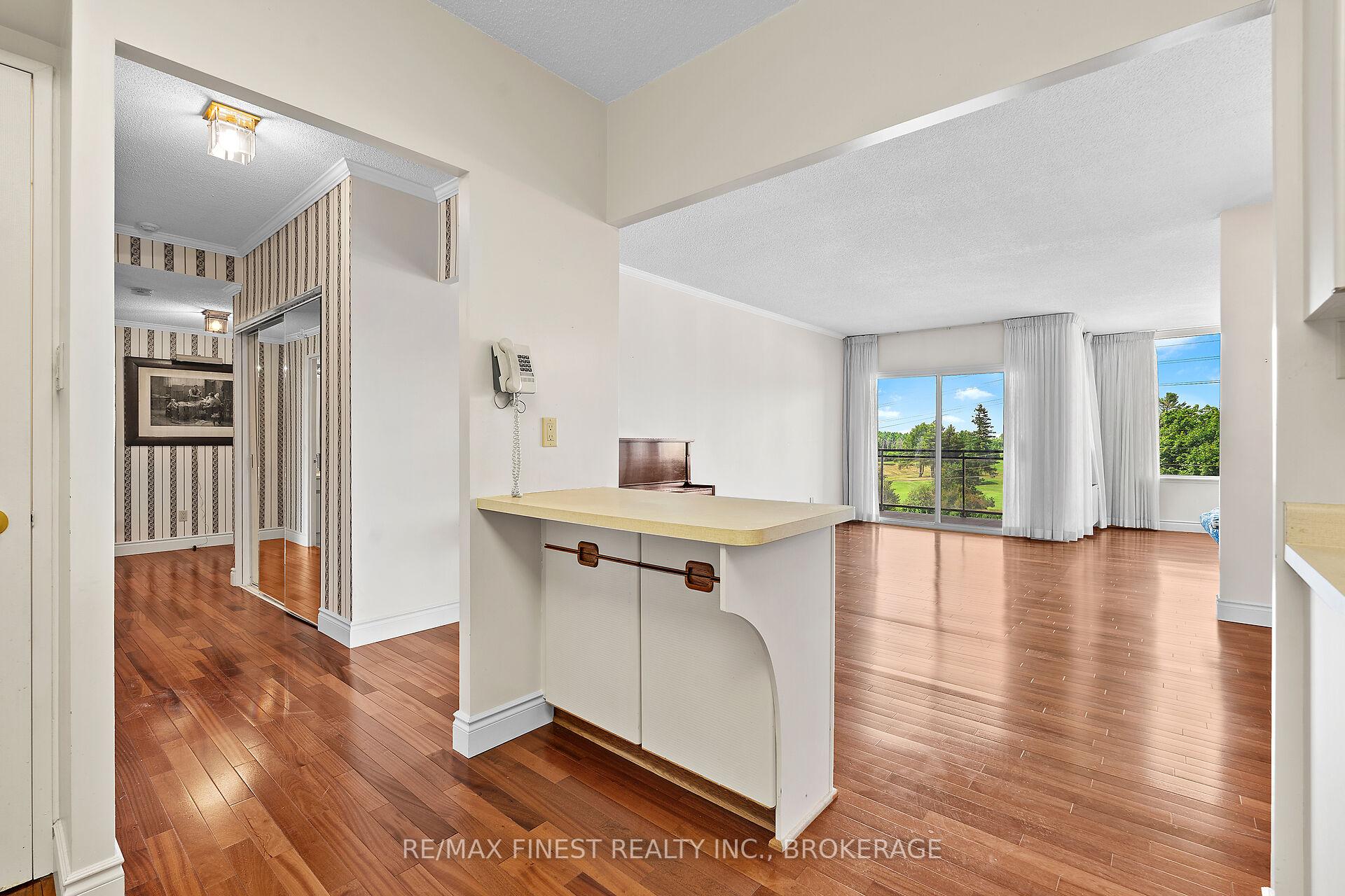Photo 19 of Unit 302, 1000 King Street W, Kingston, Central City West — HOMEH