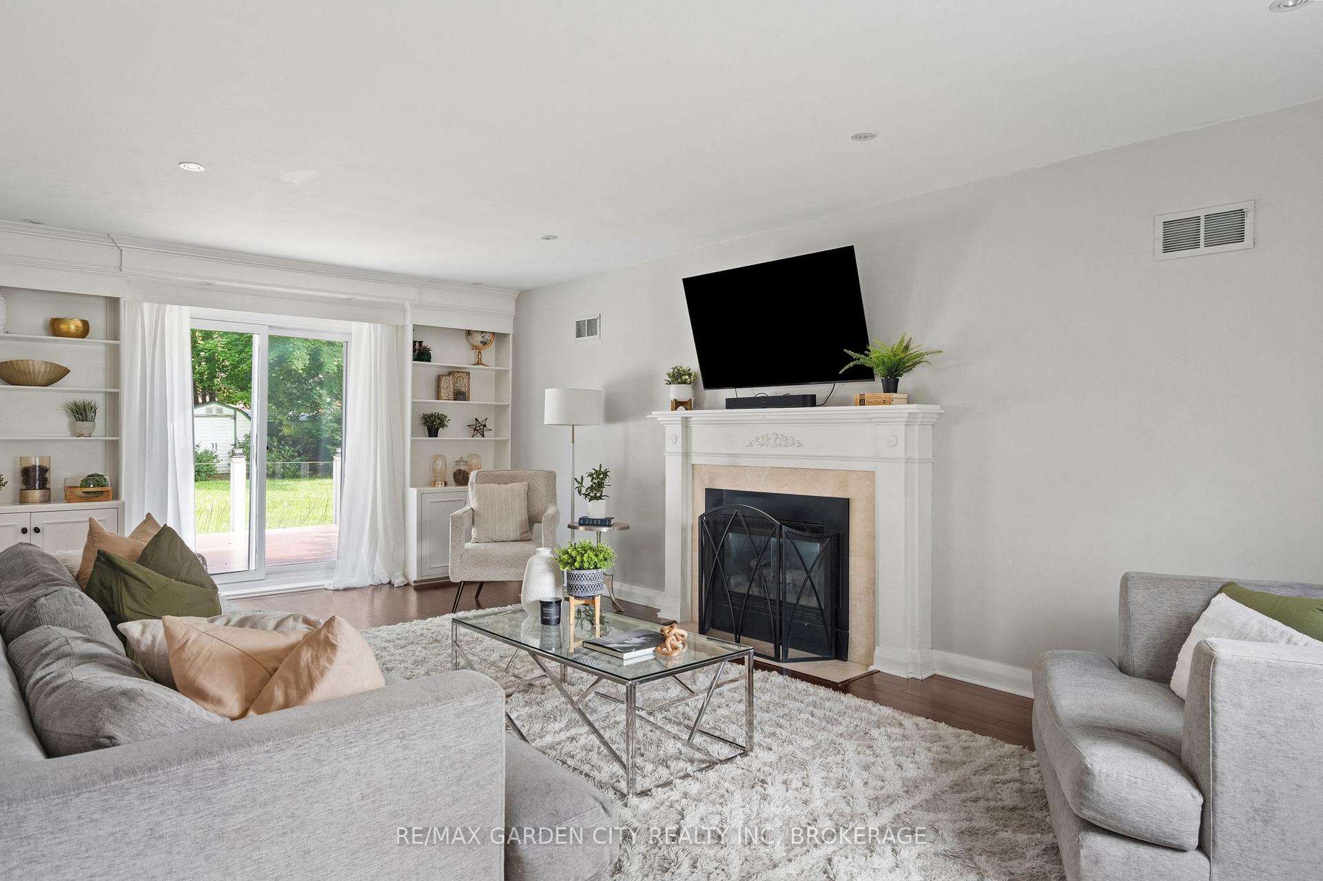 Photo 7 of 6751 Barker Street, Niagara Falls, Dorchester — HOMEH