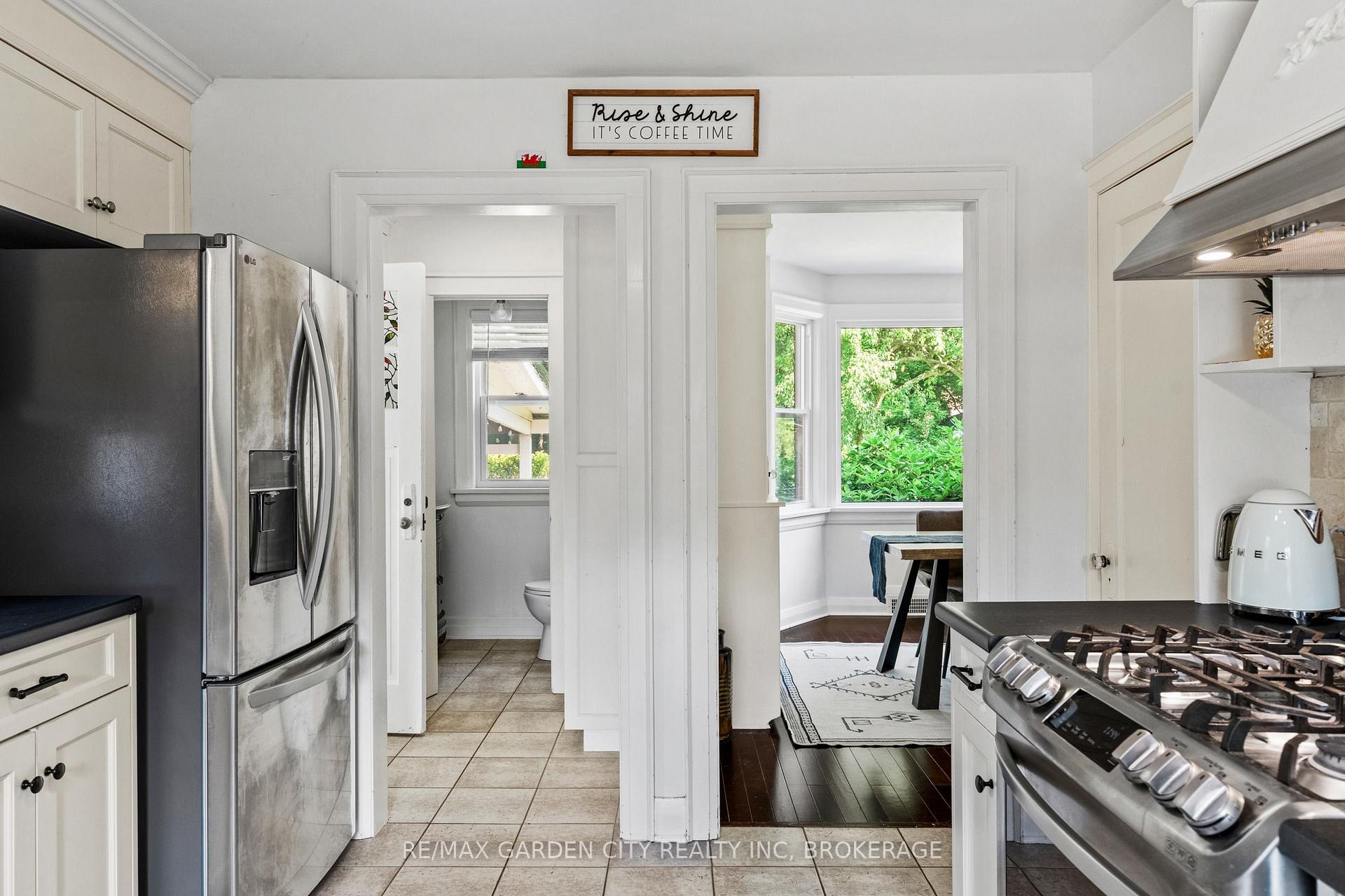 Photo 17 of 6751 Barker Street, Niagara Falls, Dorchester — HOMEH