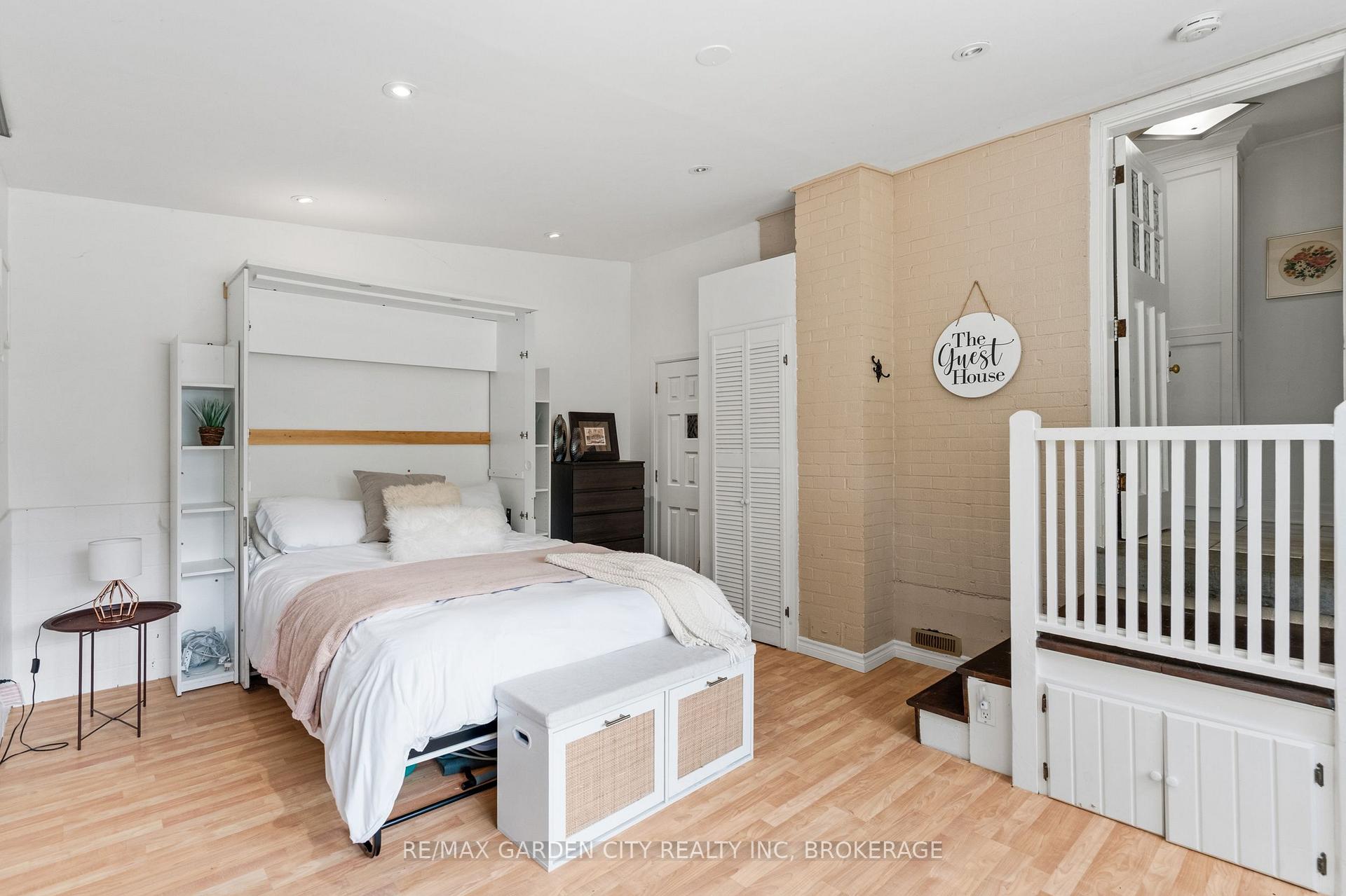 Photo 22 of 6751 Barker Street, Niagara Falls, Dorchester — HOMEH