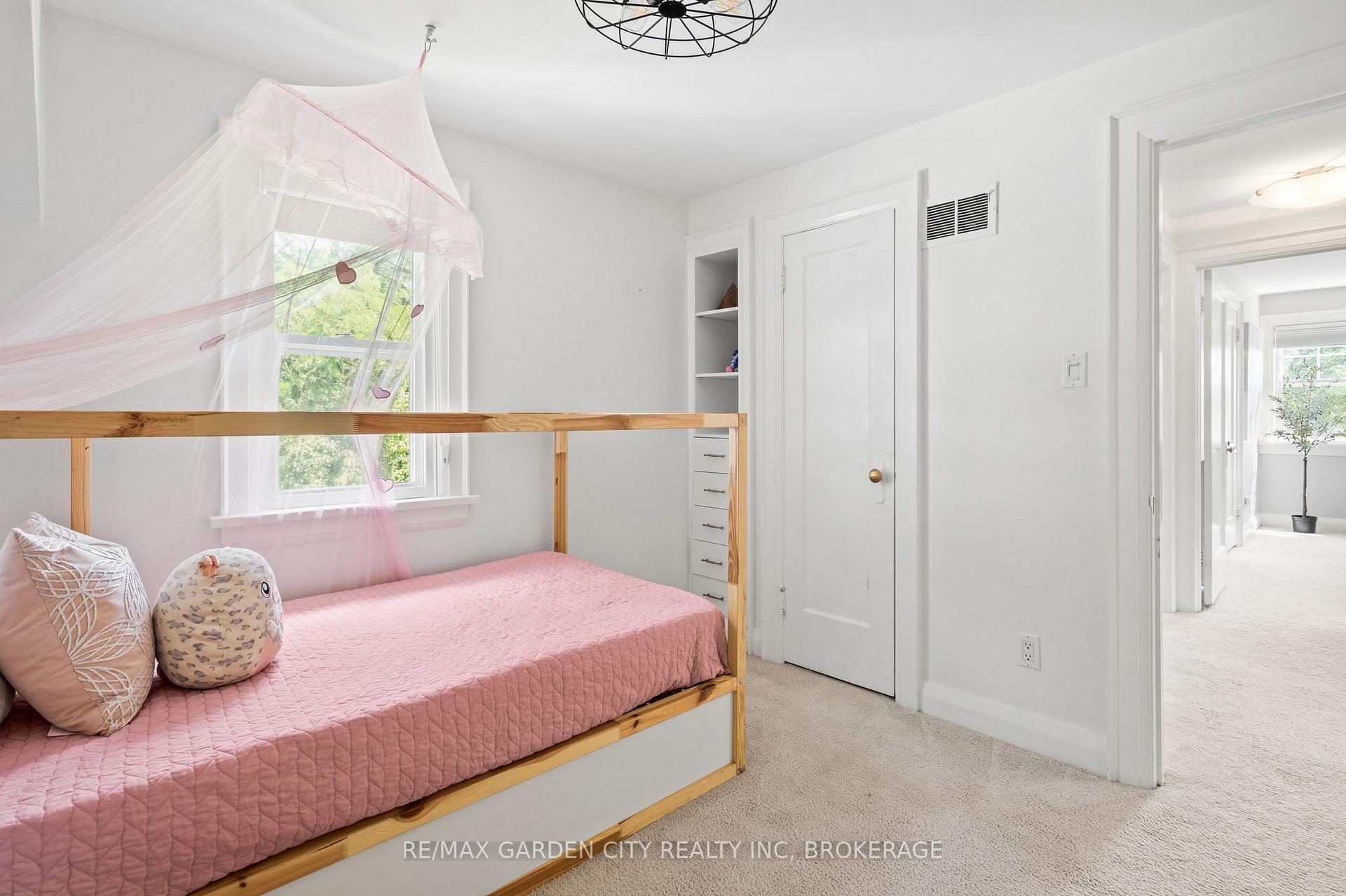 Photo 27 of 6751 Barker Street, Niagara Falls, Dorchester — HOMEH