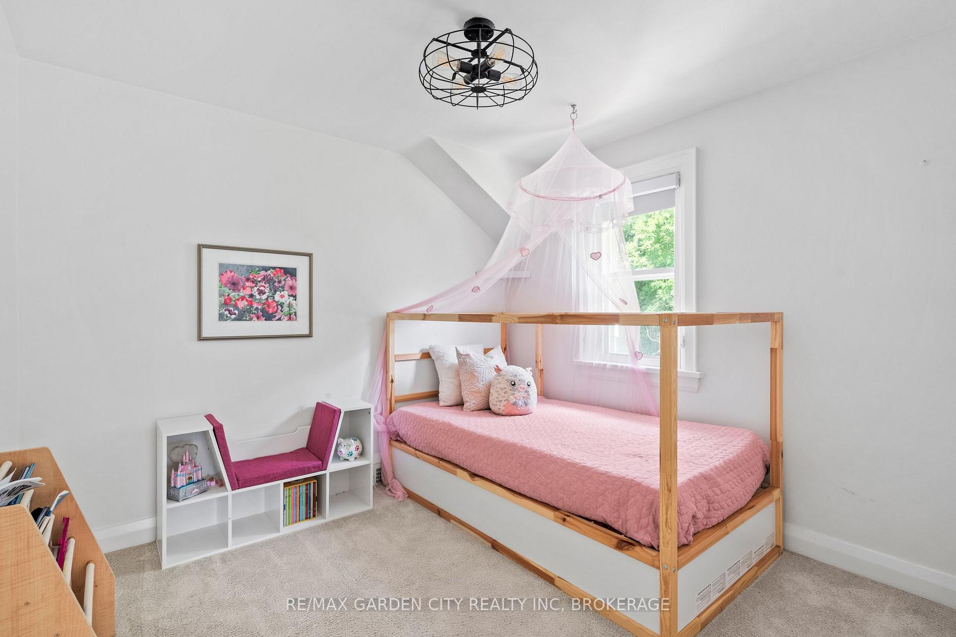 Photo 28 of 6751 Barker Street, Niagara Falls, Dorchester — HOMEH