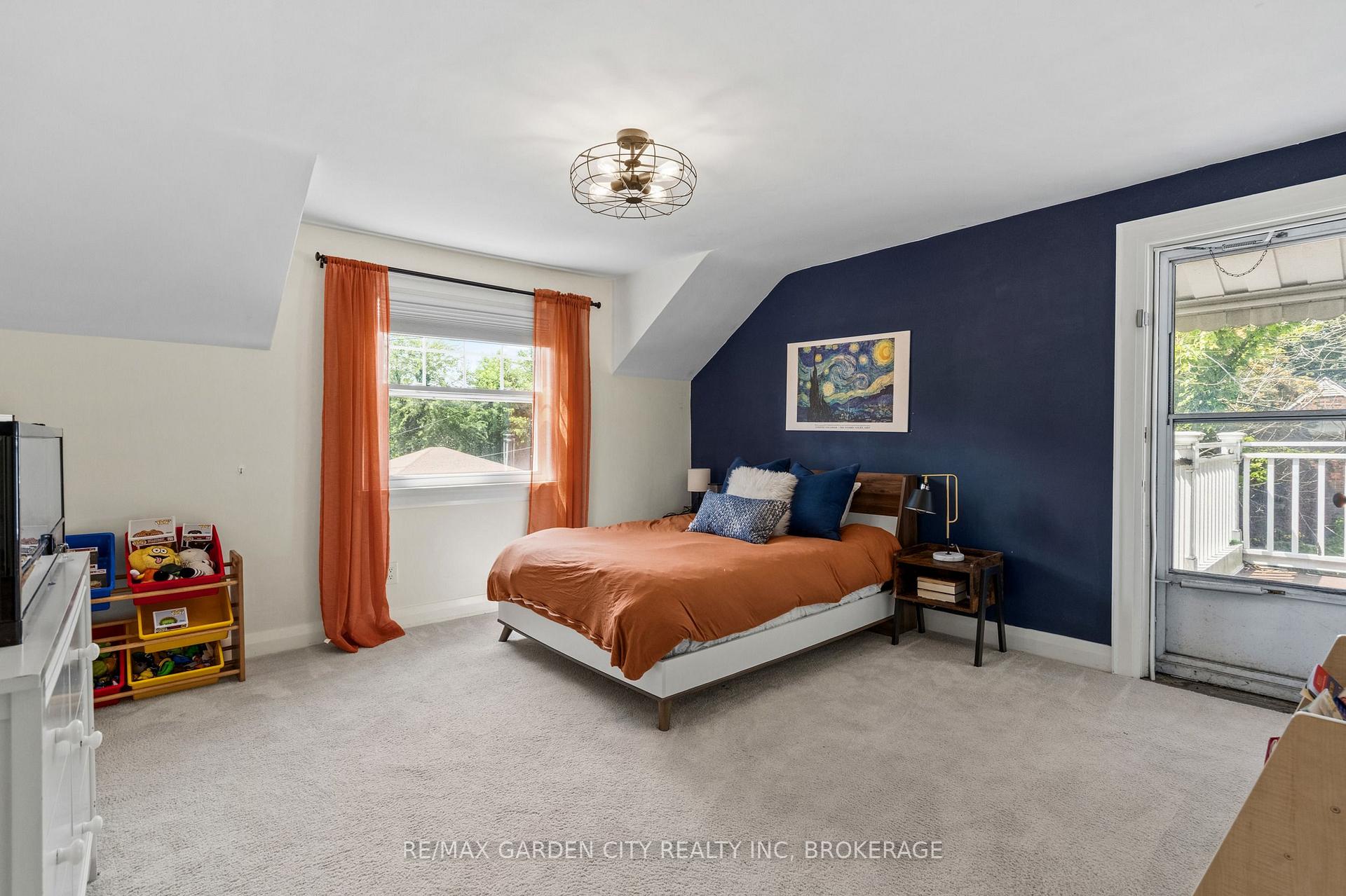 Photo 29 of 6751 Barker Street, Niagara Falls, Dorchester — HOMEH
