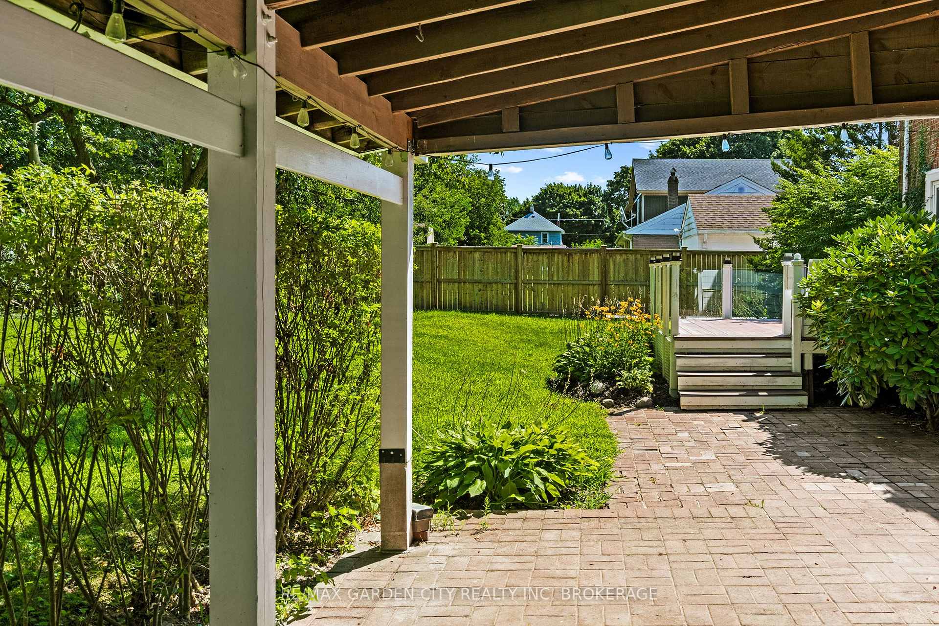 Photo 38 of 6751 Barker Street, Niagara Falls, Dorchester — HOMEH