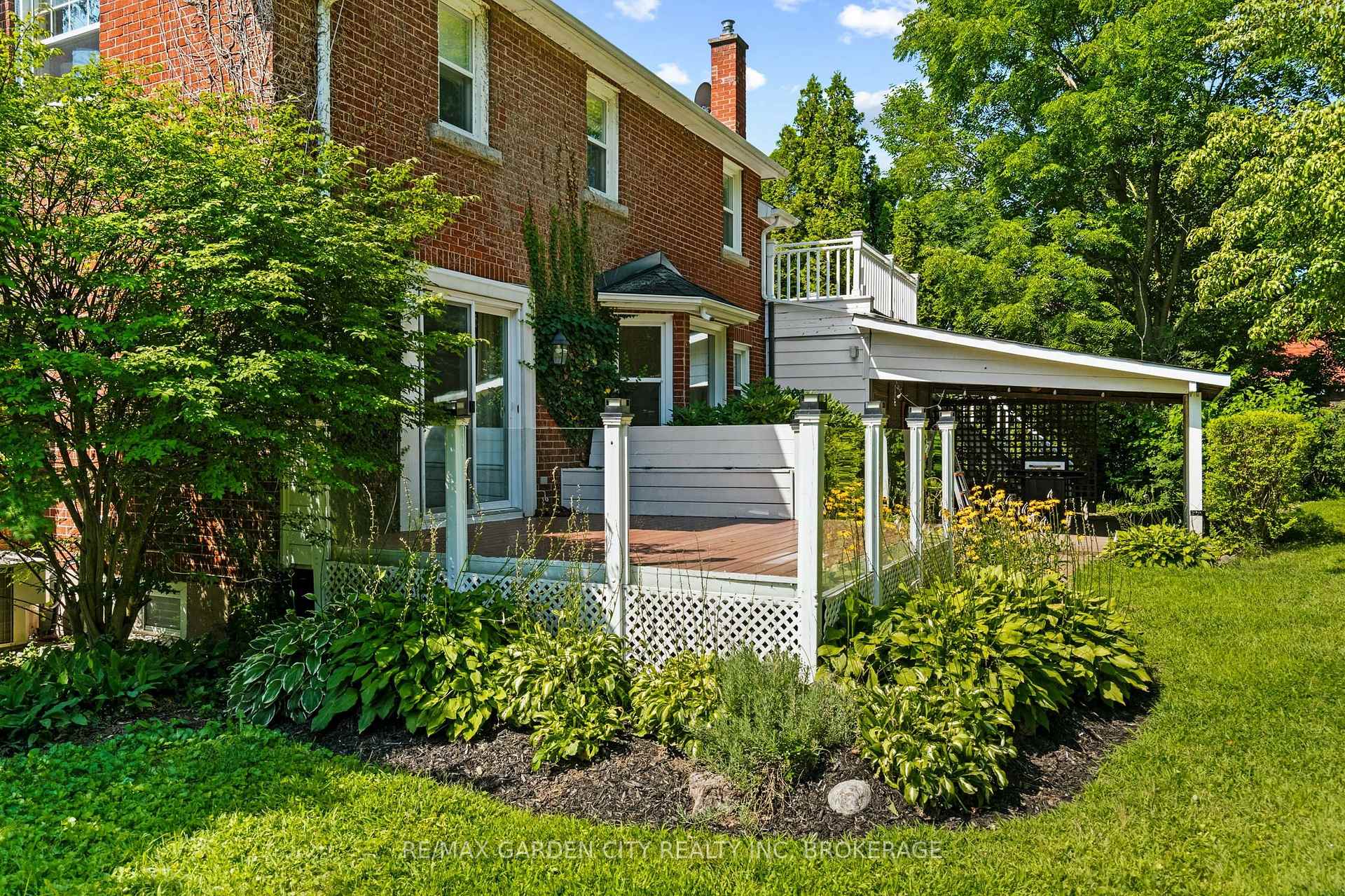 Photo 43 of 6751 Barker Street, Niagara Falls, Dorchester — HOMEH