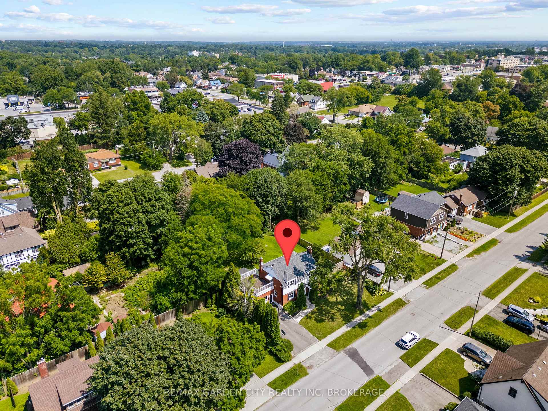 Photo 46 of 6751 Barker Street, Niagara Falls, Dorchester — HOMEH
