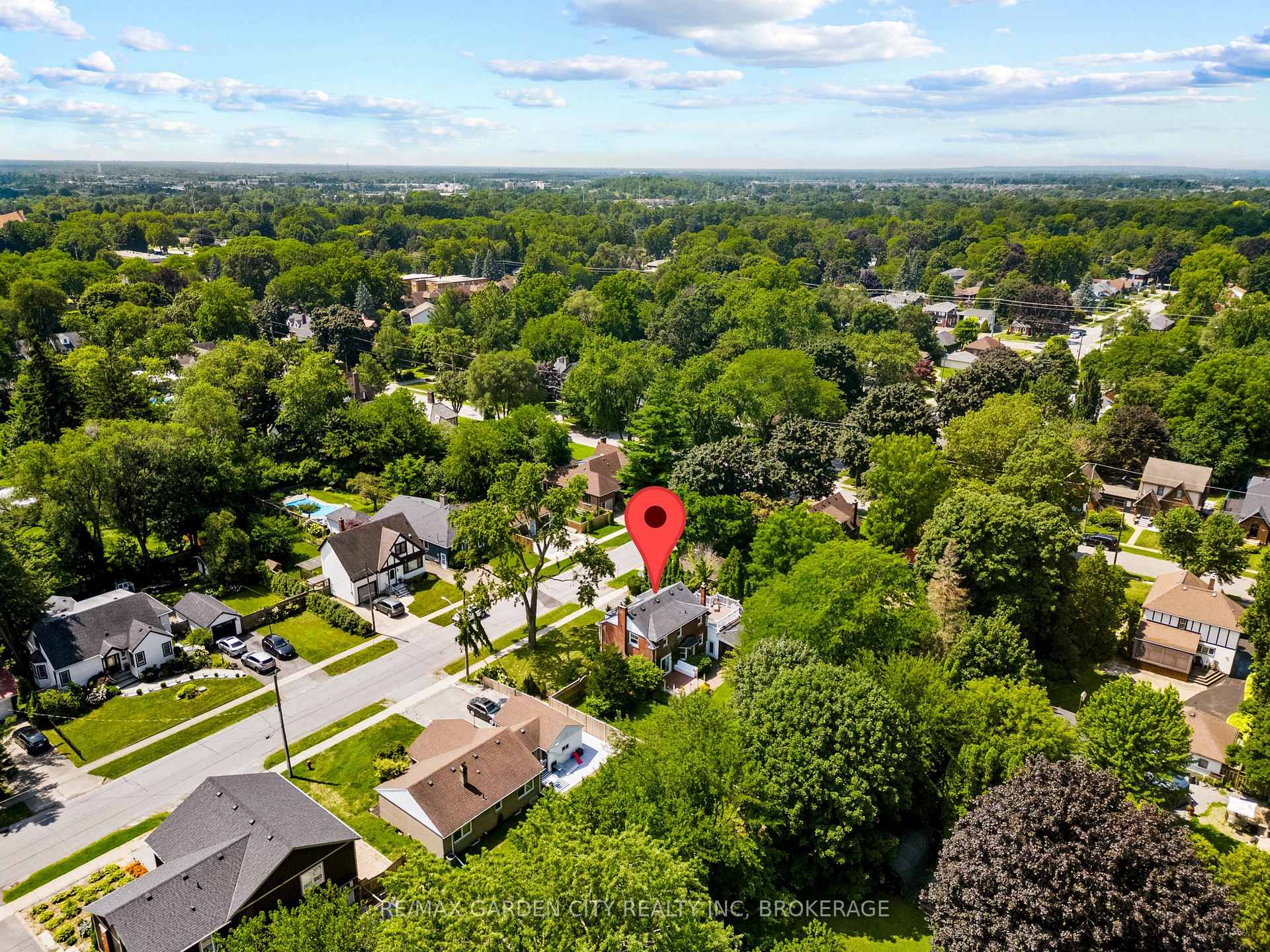 Photo 47 of 6751 Barker Street, Niagara Falls, Dorchester — HOMEH