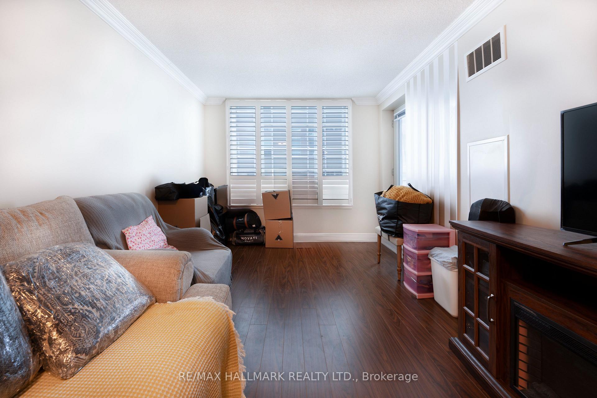 Photo 3 of Unit 316, 62 Suncrest Boulevard, Markham, Commerce Valley — HOMEH