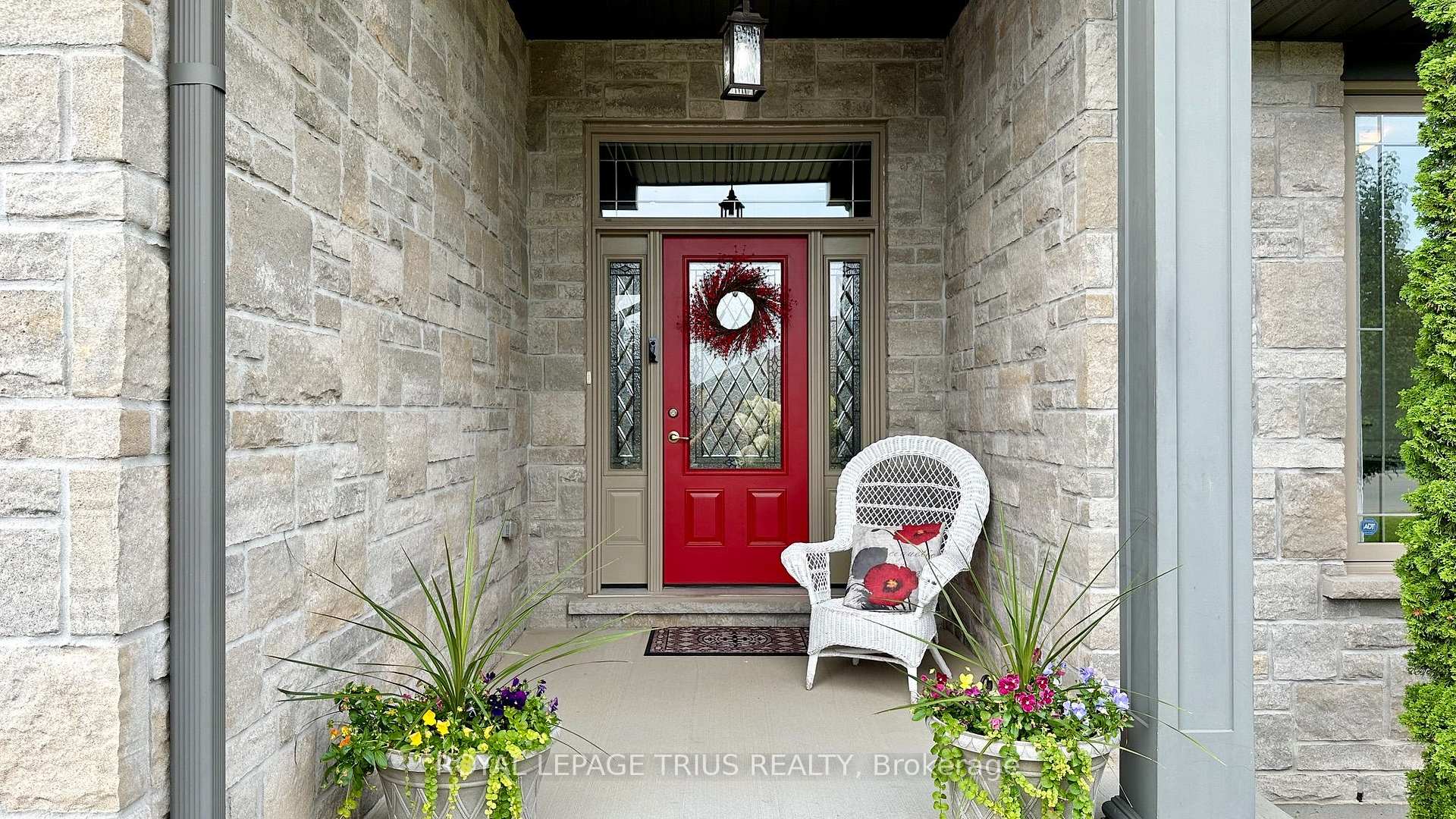Photo 6 of 66 Driftwood Drive, Norfolk, Simcoe — HOMEH