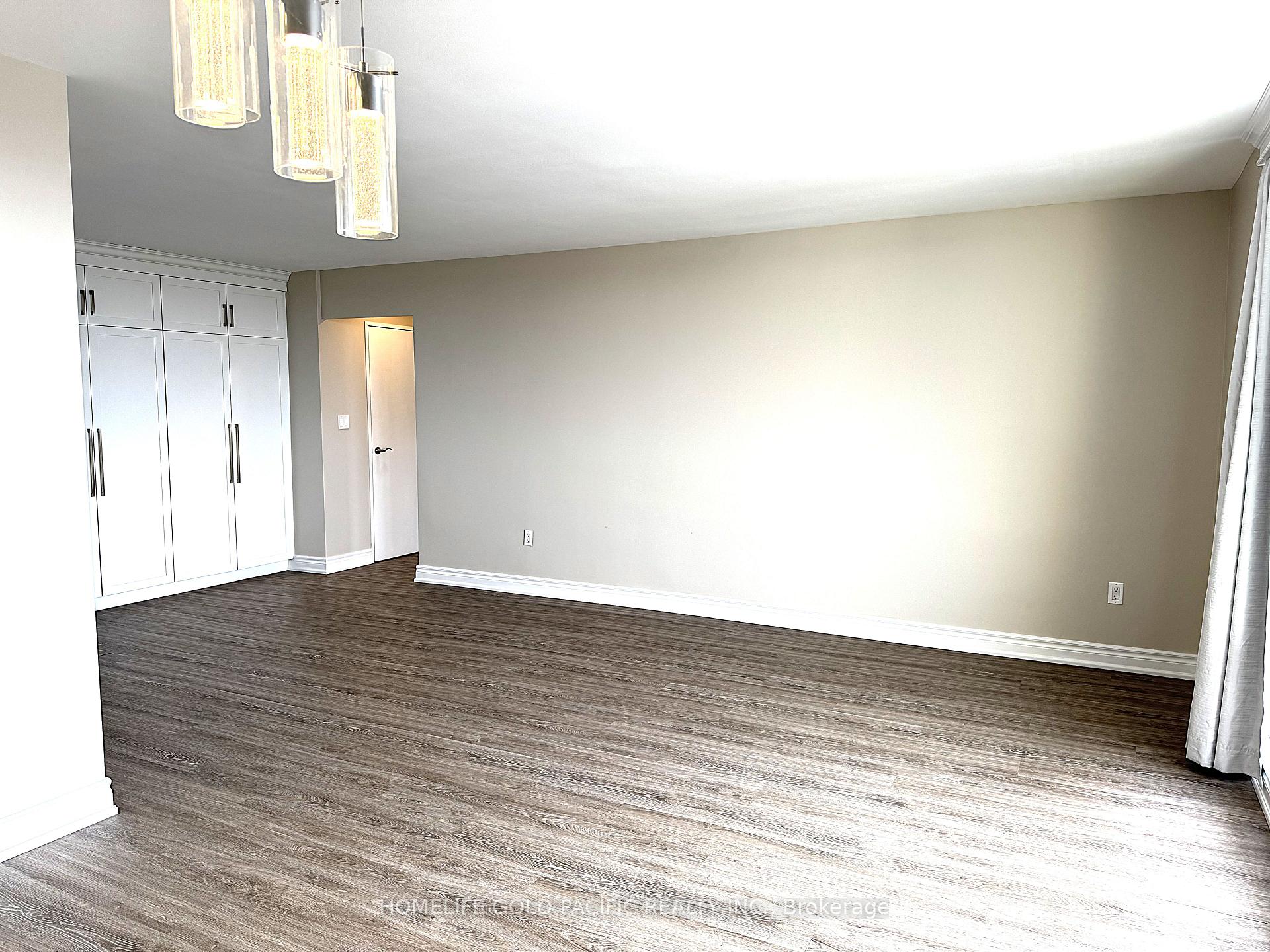 Photo 6 of Unit 1214, 1 Massey Square, Toronto, Crescent Town — HOMEH