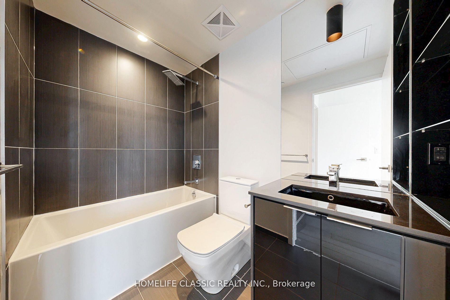 Photo 9 of Unit 4006, 70 Temperance Street, Toronto, Bay Street Corridor — HOMEH