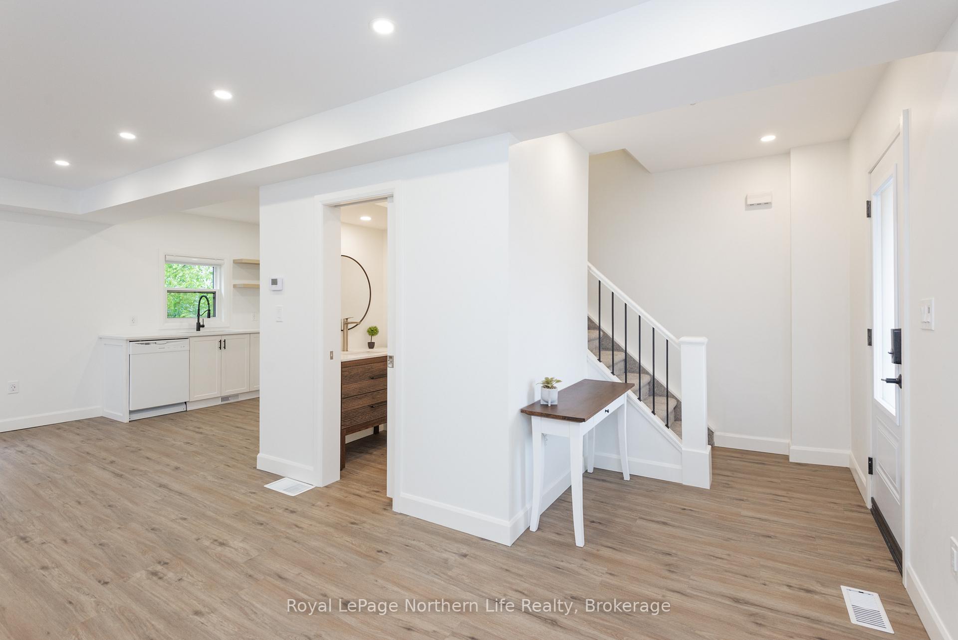 Photo 6 of 253 Second Avenue W, North Bay, Central — HOMEH