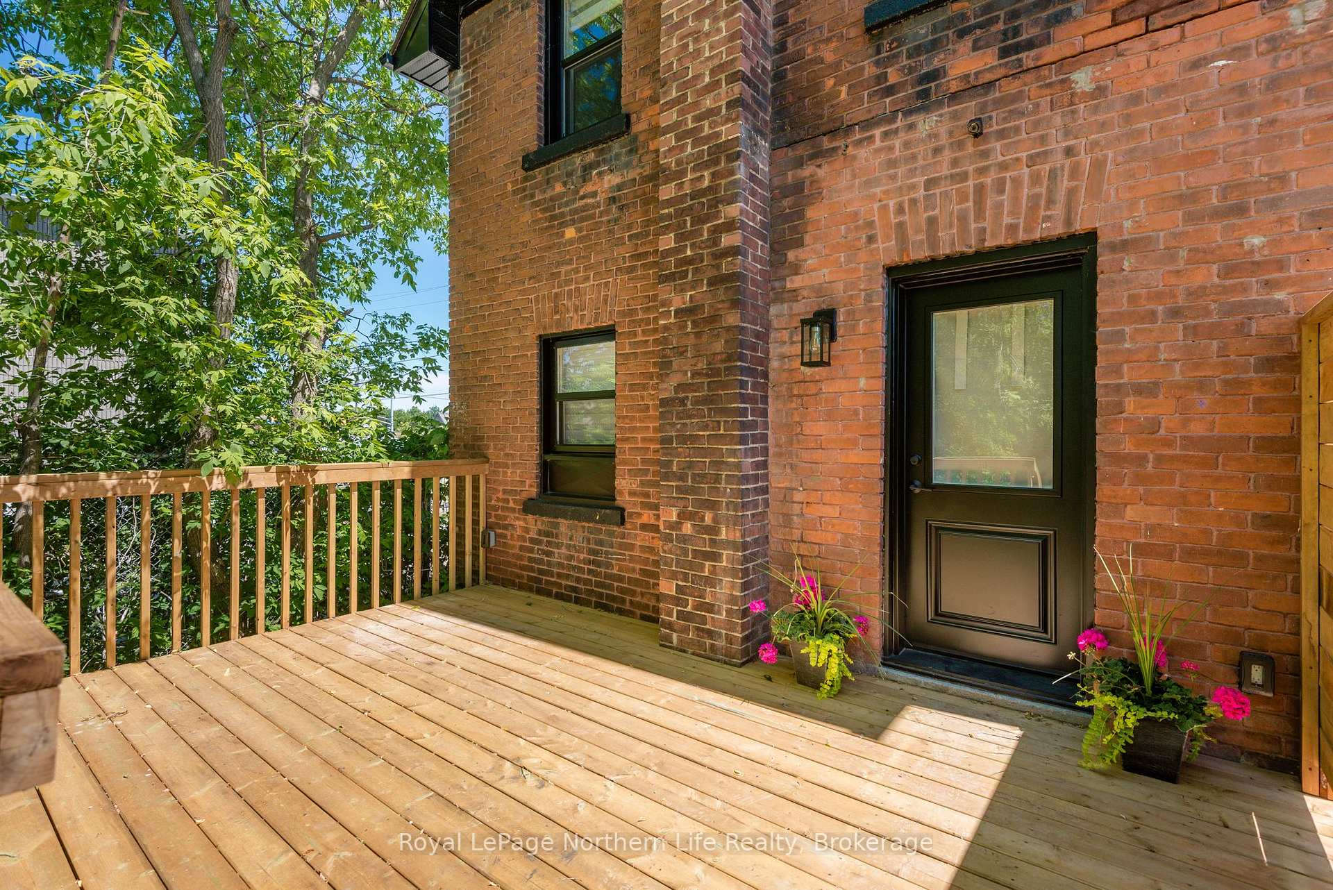 Photo 29 of 253 Second Avenue W, North Bay, Central — HOMEH