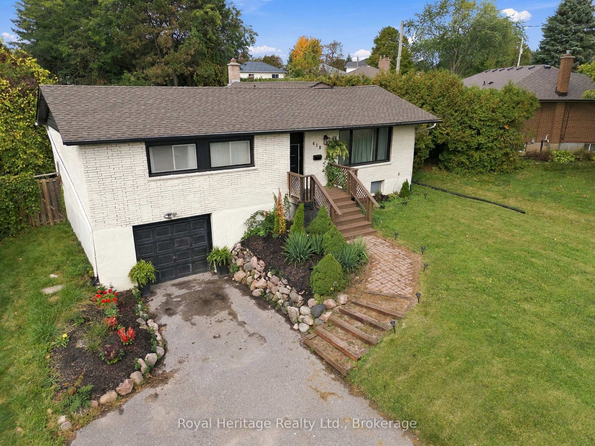 Photo 6 of 618 Sunset Boulevard, Clarington, Newcastle — HOMEH