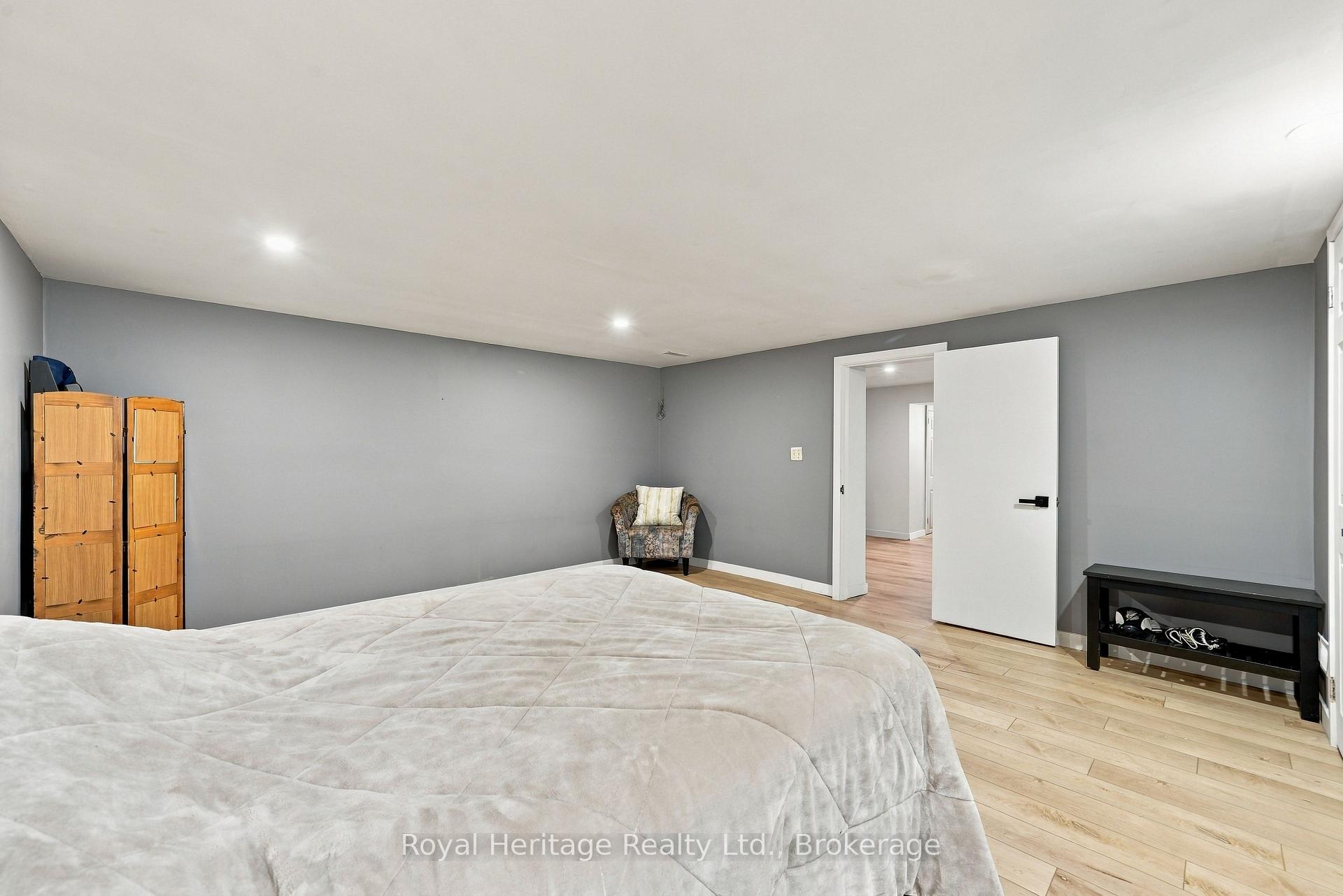 Photo 38 of 618 Sunset Boulevard, Clarington, Newcastle — HOMEH