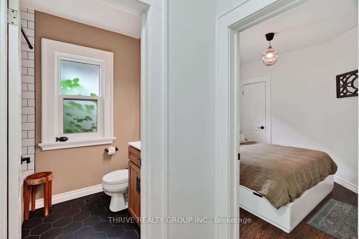 Photo 18 of 25 Elm Street, London, East M — HOMEH