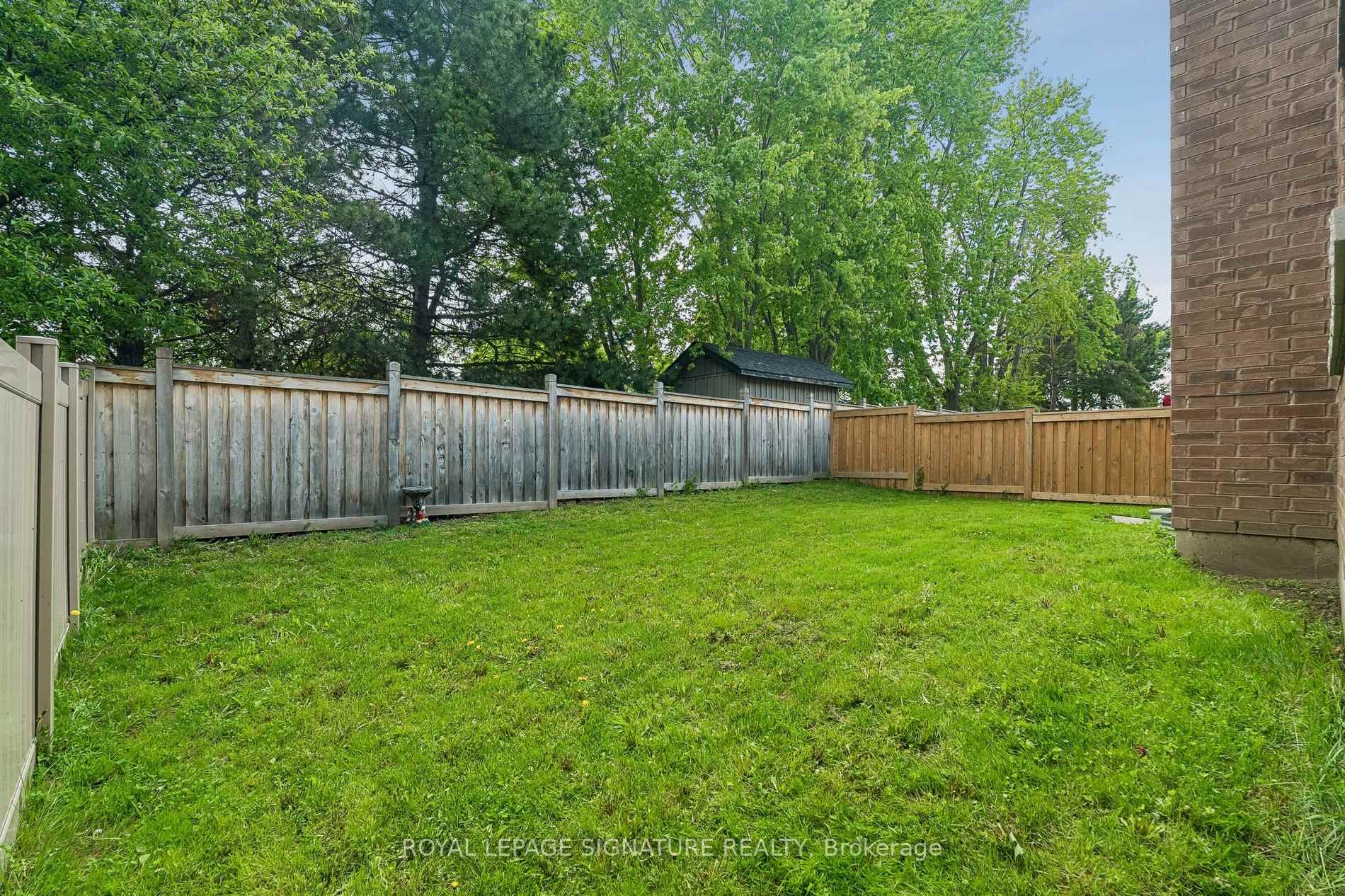 Photo 13 of Unit Lower, 23 Cyprus Glen, East Gwillimbury, Holland Landing — HOMEH