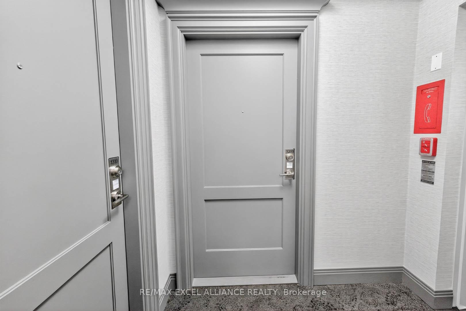 Photo 3 of Unit 1311, 30 Elm Drive W, Mississauga, City Centre — HOMEH