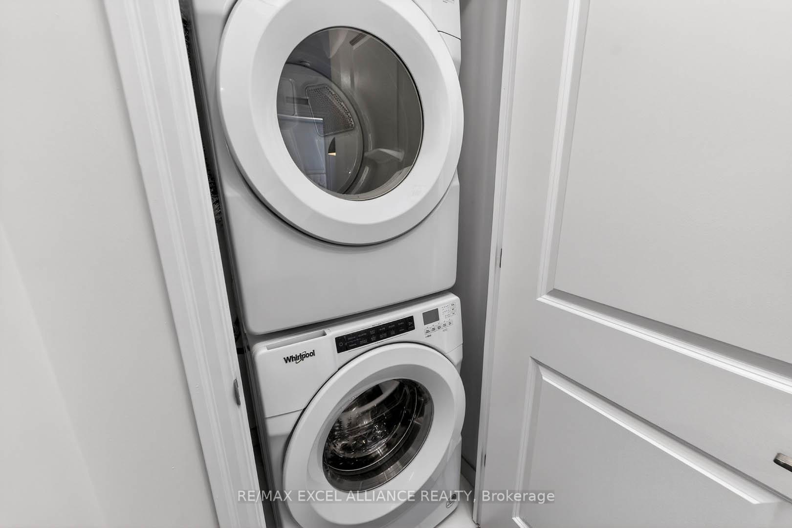 Photo 12 of Unit 1311, 30 Elm Drive W, Mississauga, City Centre — HOMEH