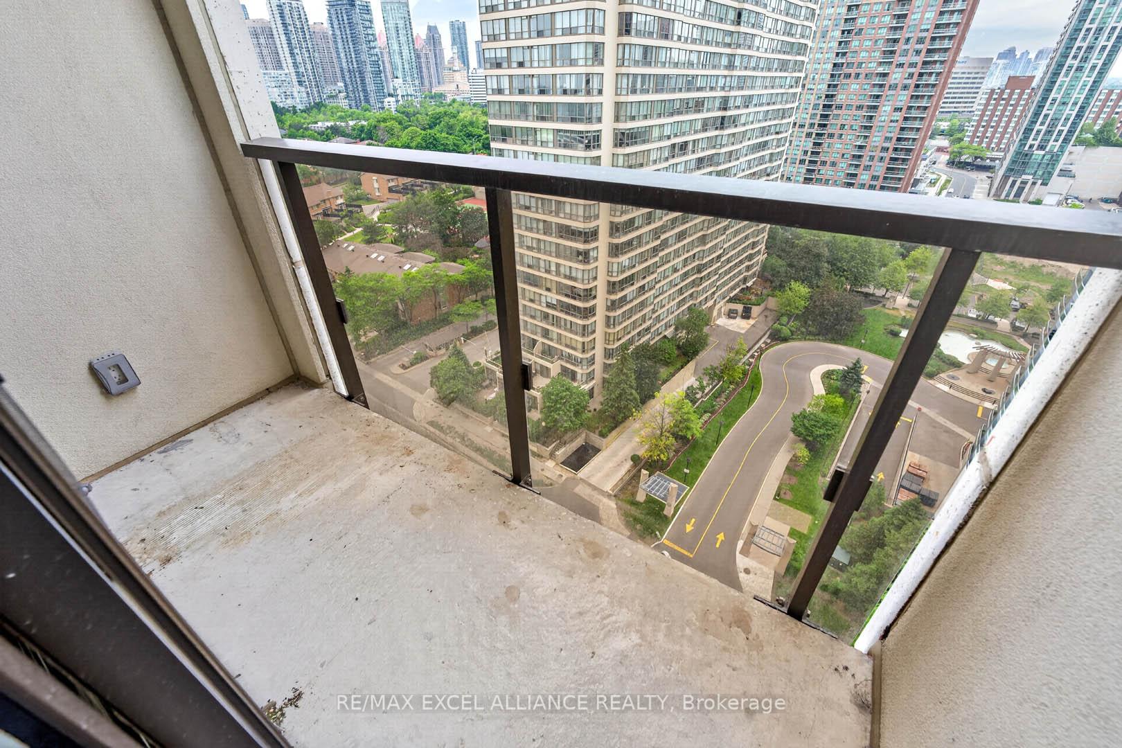 Photo 35 of Unit 1311, 30 Elm Drive W, Mississauga, City Centre — HOMEH