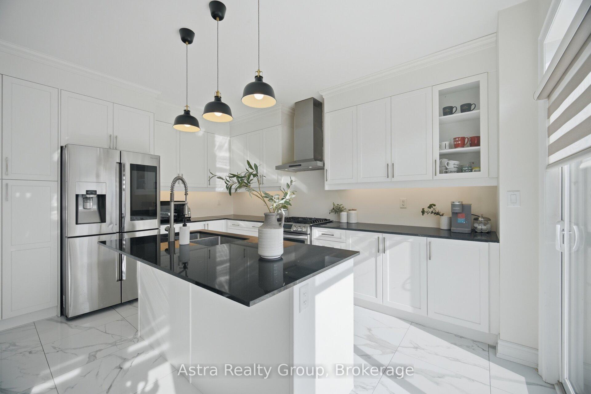 Photo 20 of 152 Stormont Trail, Vaughan, Vellore Village — HOMEH