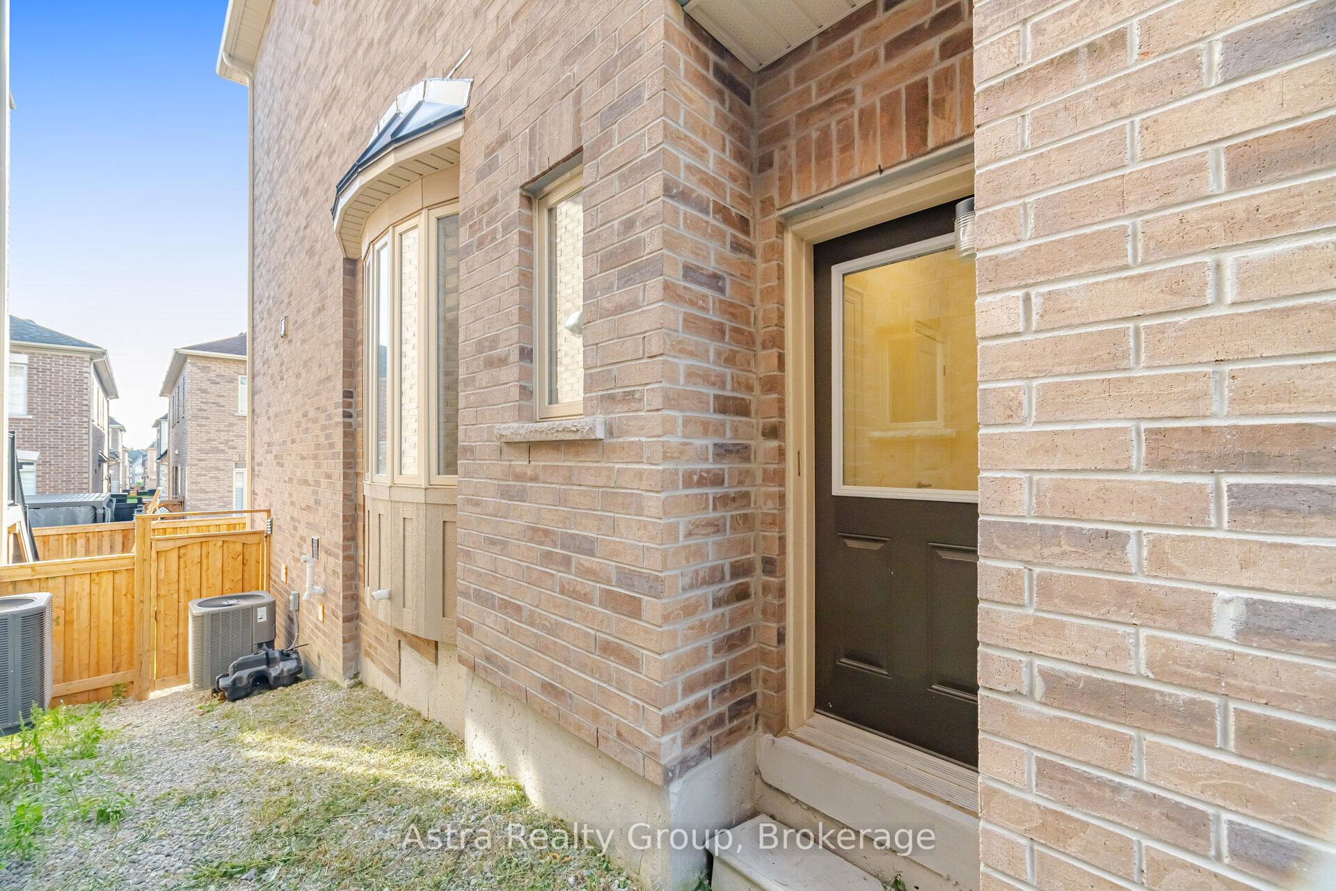 Photo 46 of 152 Stormont Trail, Vaughan, Vellore Village — HOMEH