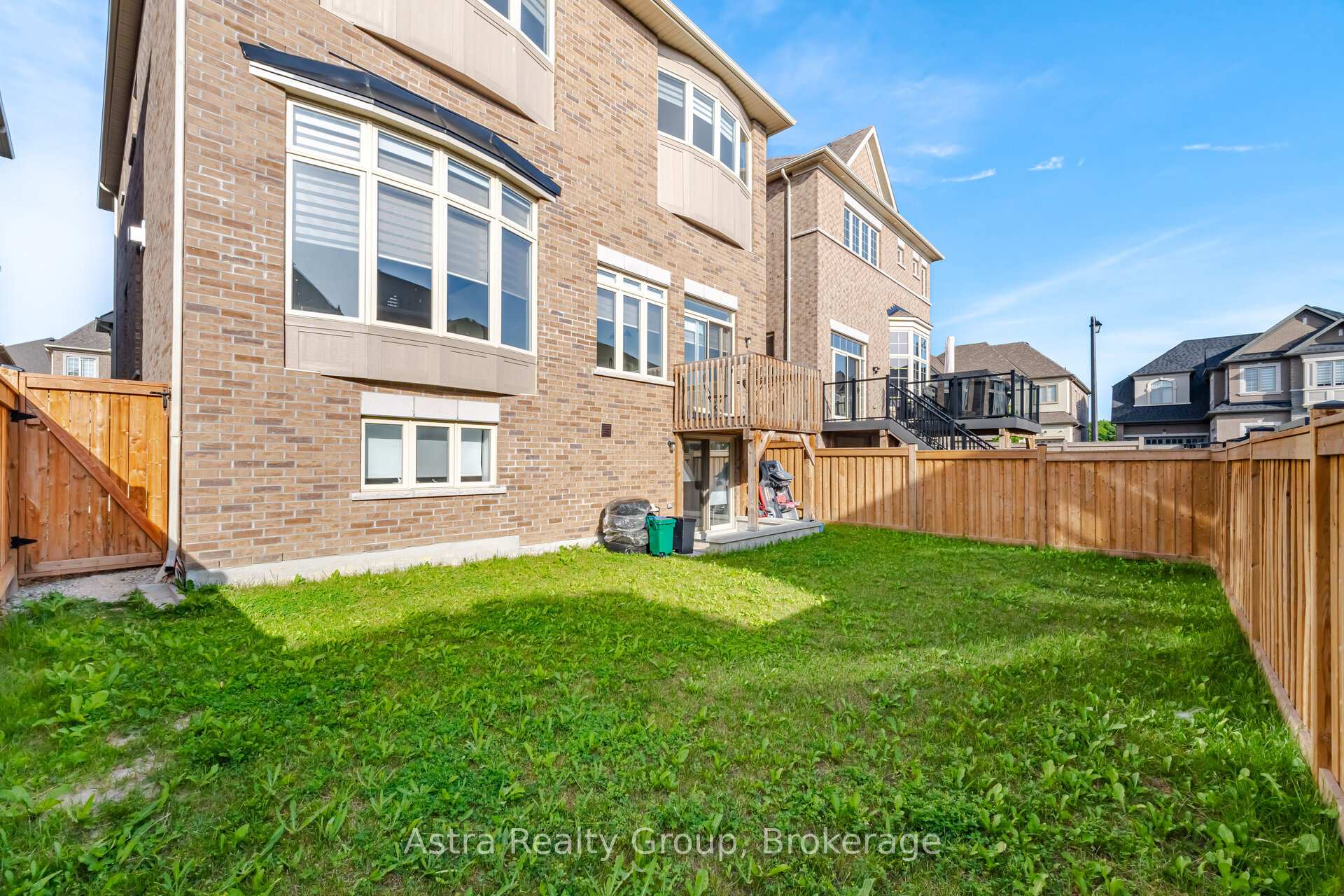 Photo 48 of 152 Stormont Trail, Vaughan, Vellore Village — HOMEH