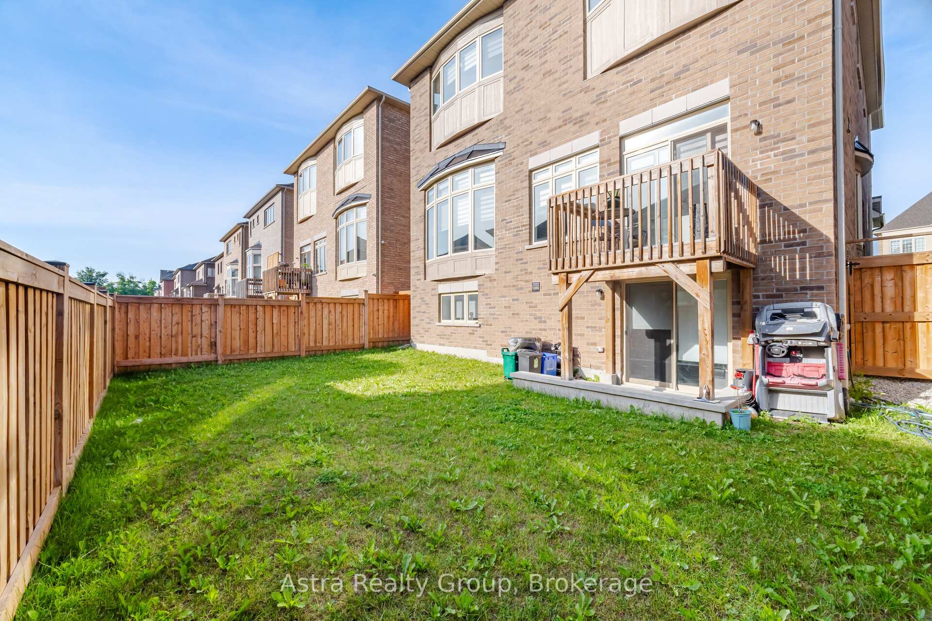 Photo 49 of 152 Stormont Trail, Vaughan, Vellore Village — HOMEH