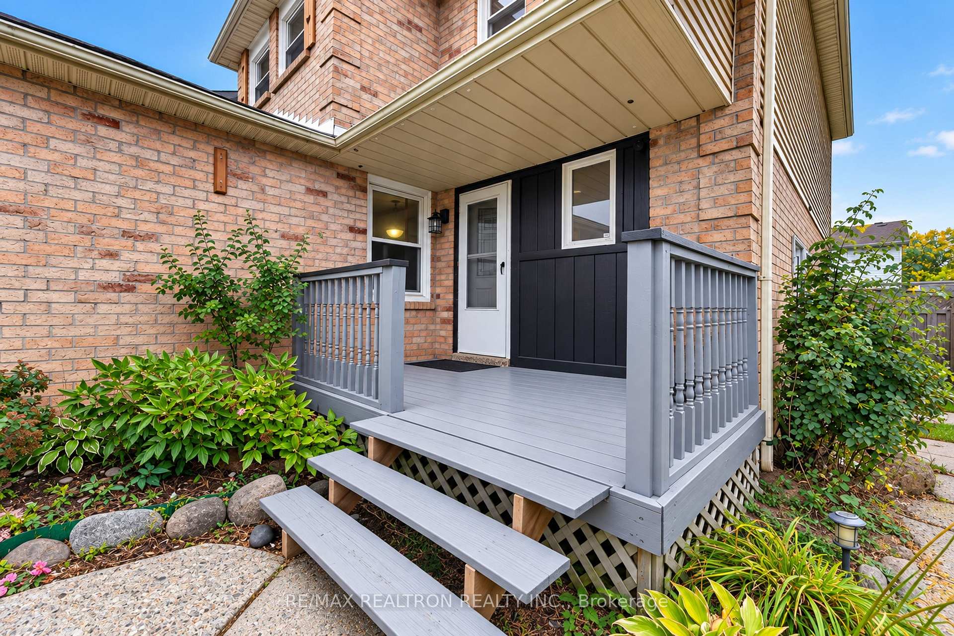 Photo 4 of 86 Tams Drive, Ajax, Central East — HOMEH