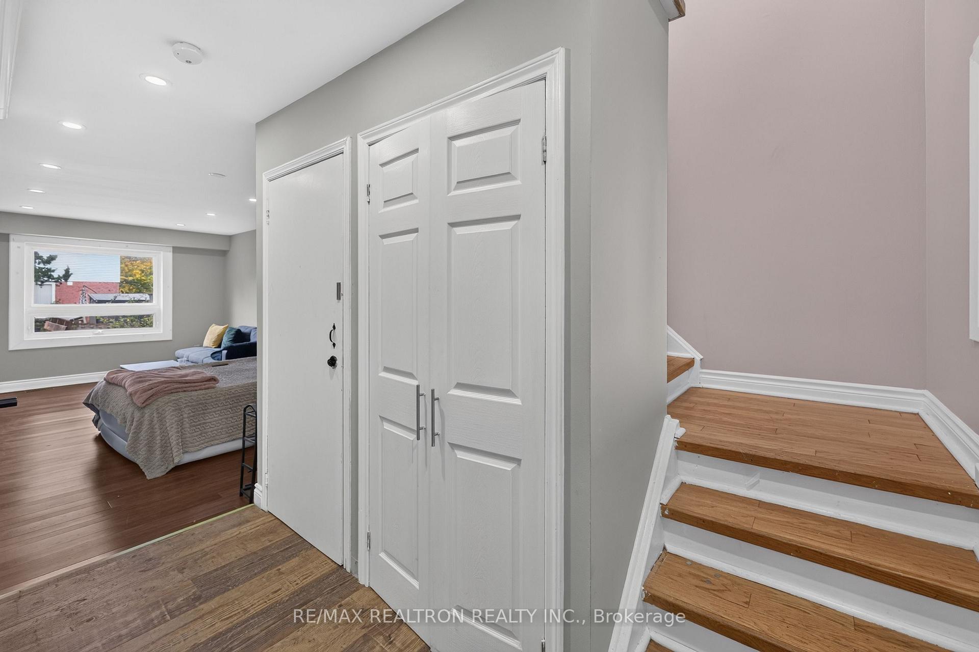 Photo 5 of 86 Tams Drive, Ajax, Central East — HOMEH