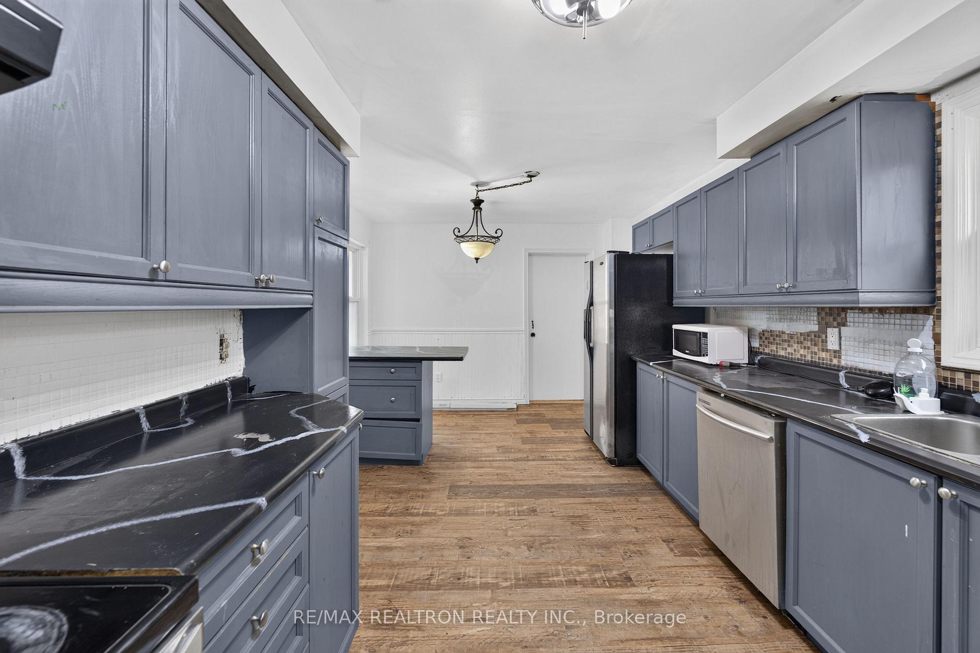 Photo 8 of 86 Tams Drive, Ajax, Central East — HOMEH