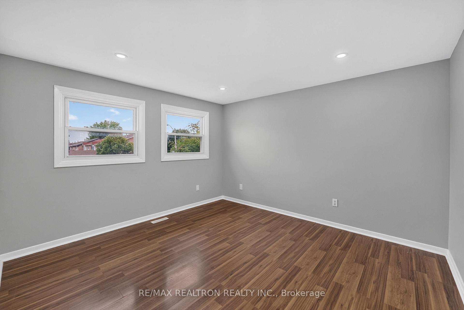 Photo 17 of 86 Tams Drive, Ajax, Central East — HOMEH
