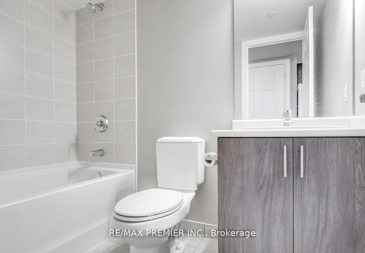 Photo 13 of Unit 905, 716 Main Street E, Milton, Timberlea — HOMEH