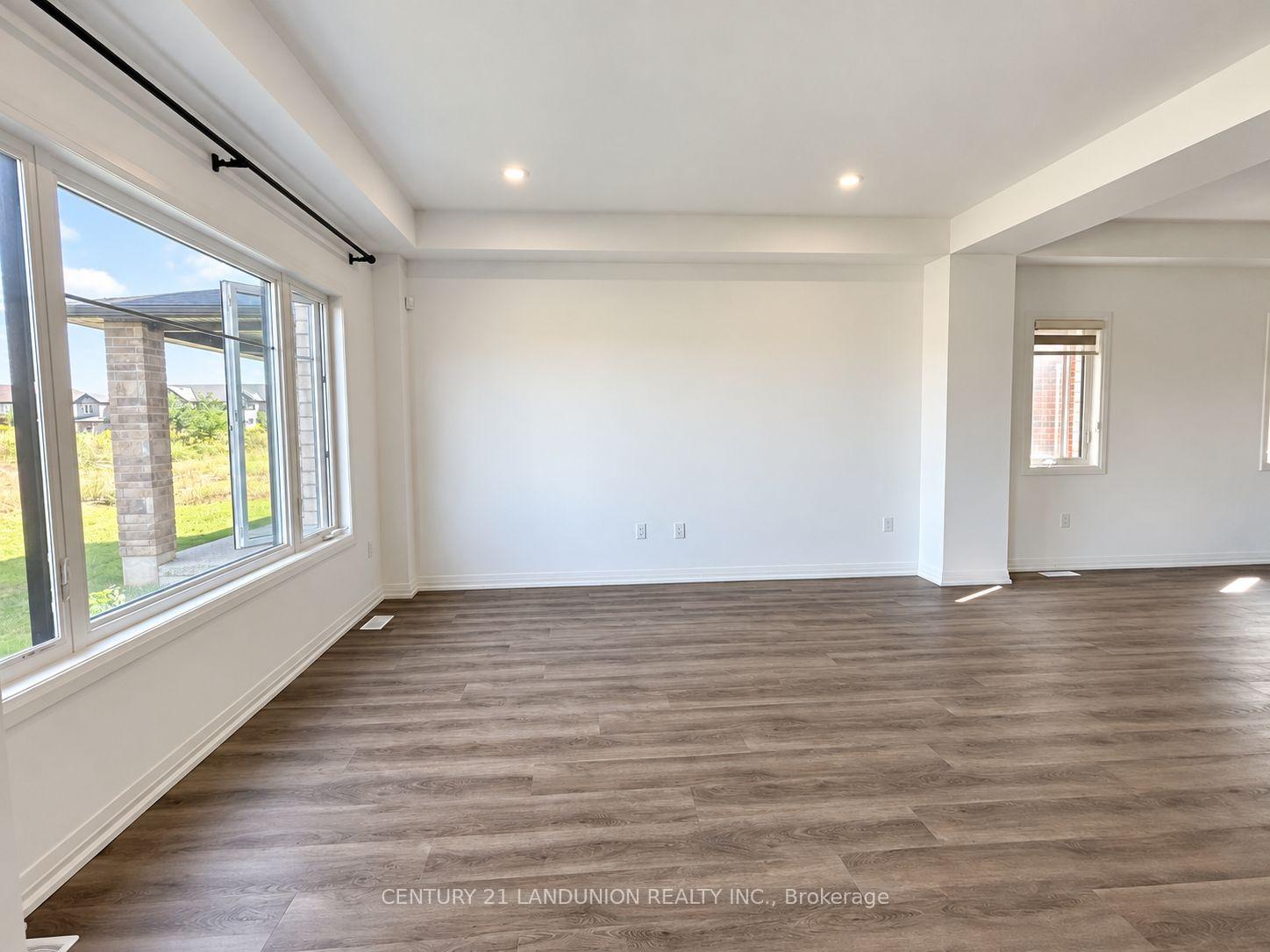 Photo 17 of 109 Acacia Road, Pelham, Fonthill — HOMEH