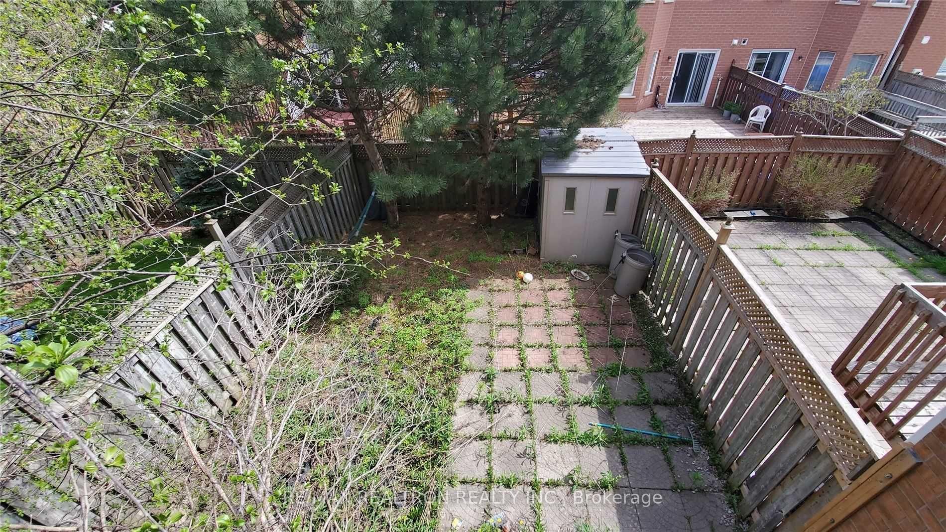 Photo 19 of 102 Royal Chapin Crescent, Richmond Hill, Westbrook — HOMEH