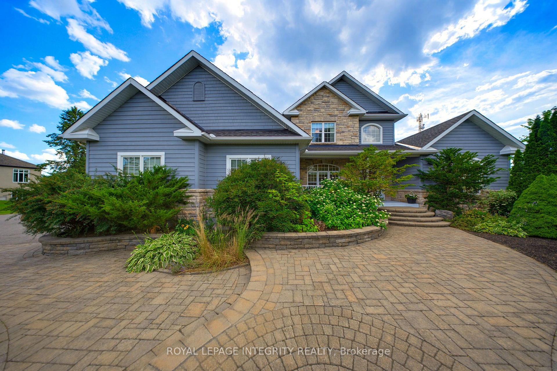 Photo 2 of 562 Pennycross Lane, Ottawa, Huntley Ward (South West) — HOMEH