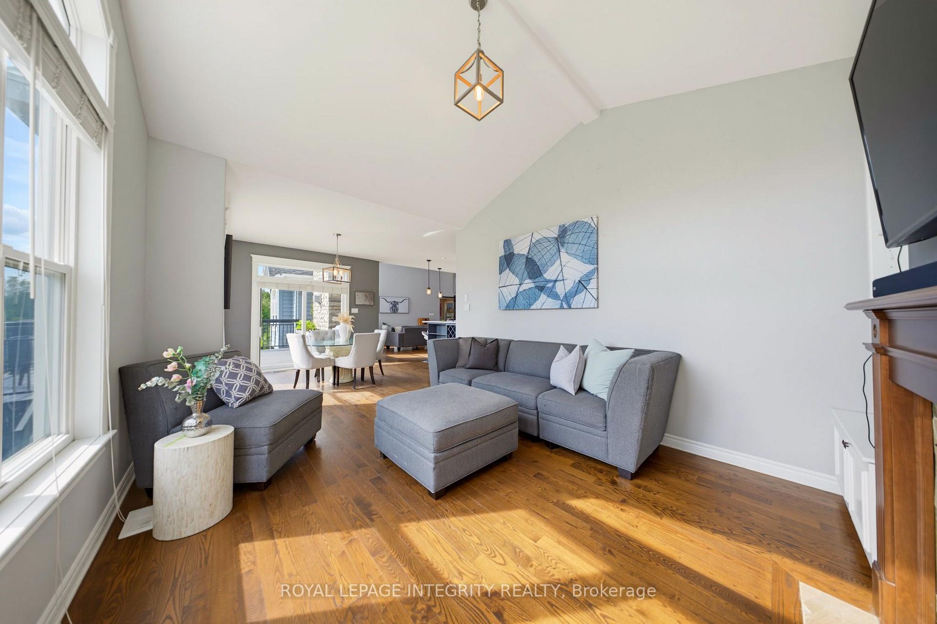 Photo 18 of 562 Pennycross Lane, Ottawa, Huntley Ward (South West) — HOMEH