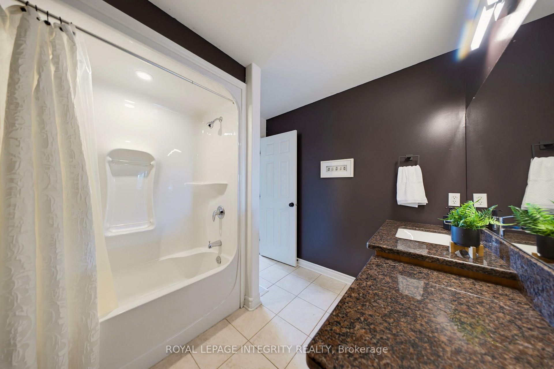 Photo 31 of 562 Pennycross Lane, Ottawa, Huntley Ward (South West) — HOMEH