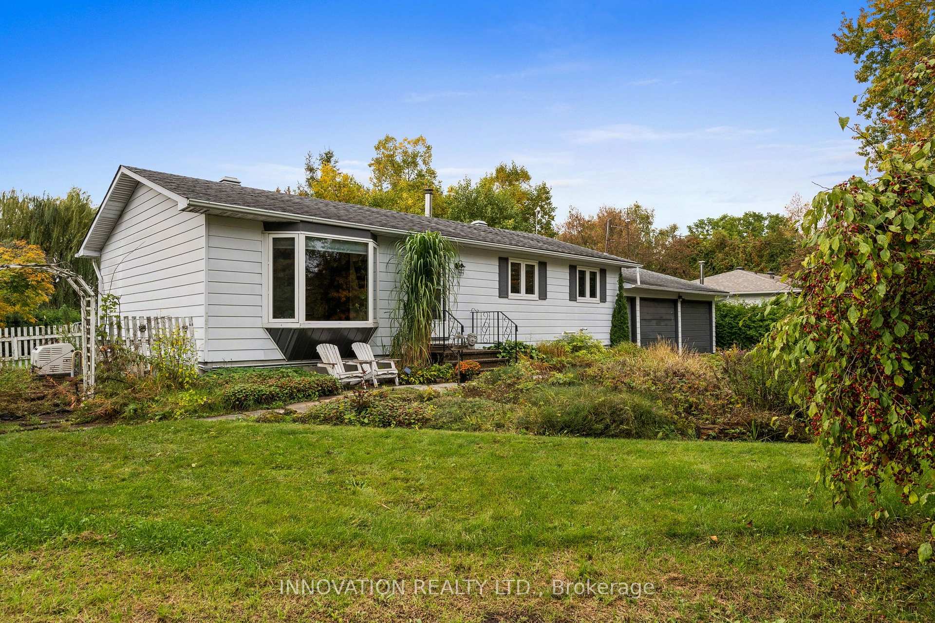 Photo 2 of 2863 John Shaw Road, Ottawa, Fitzroy Ward (South East) — HOMEH
