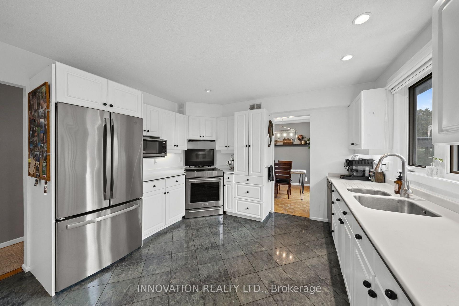 Photo 16 of 2863 John Shaw Road, Ottawa, Fitzroy Ward (South East) — HOMEH