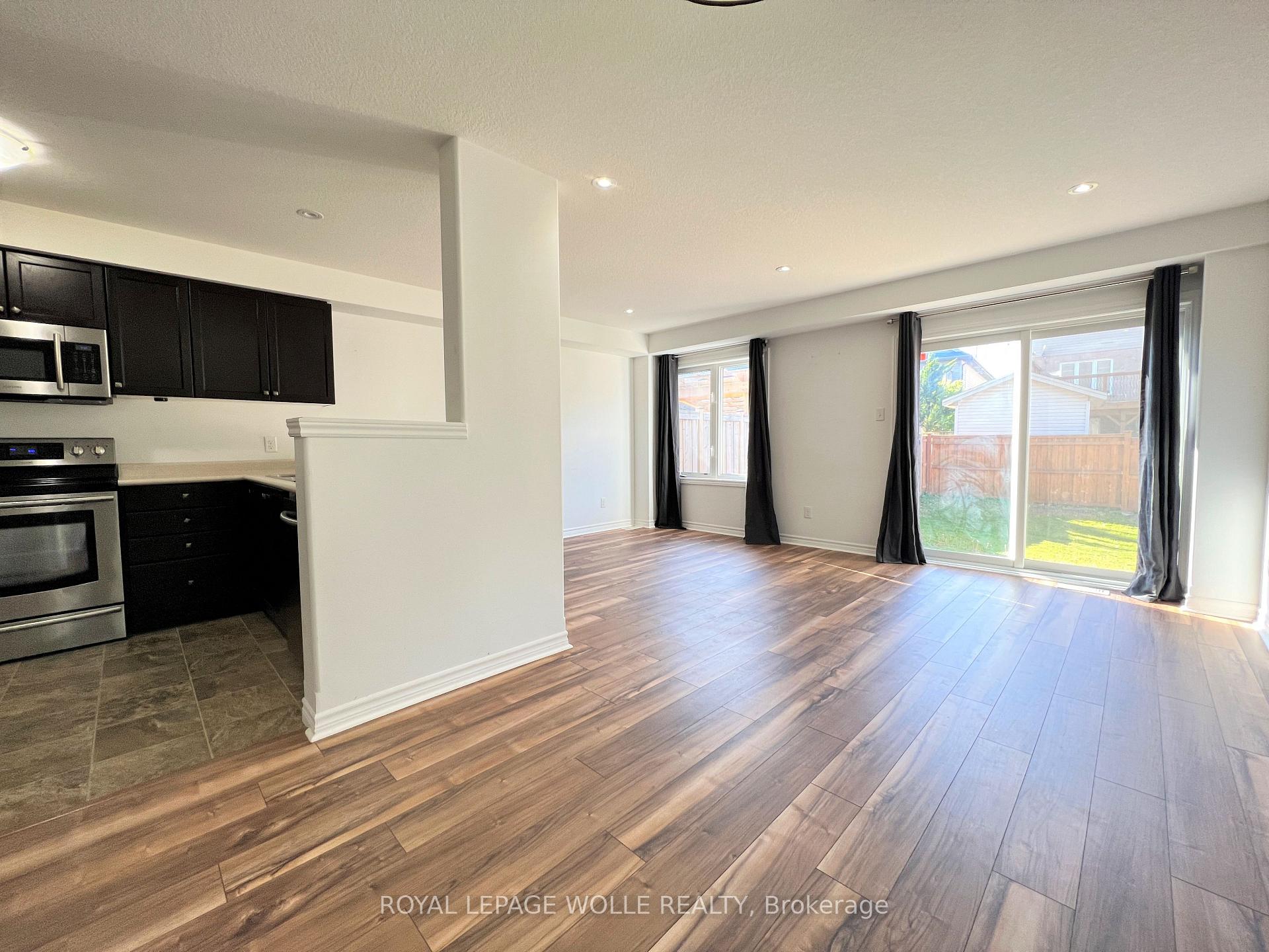 Photo 35 of 46 Renfrew Street, Kitchener, Huron Park — HOMEH
