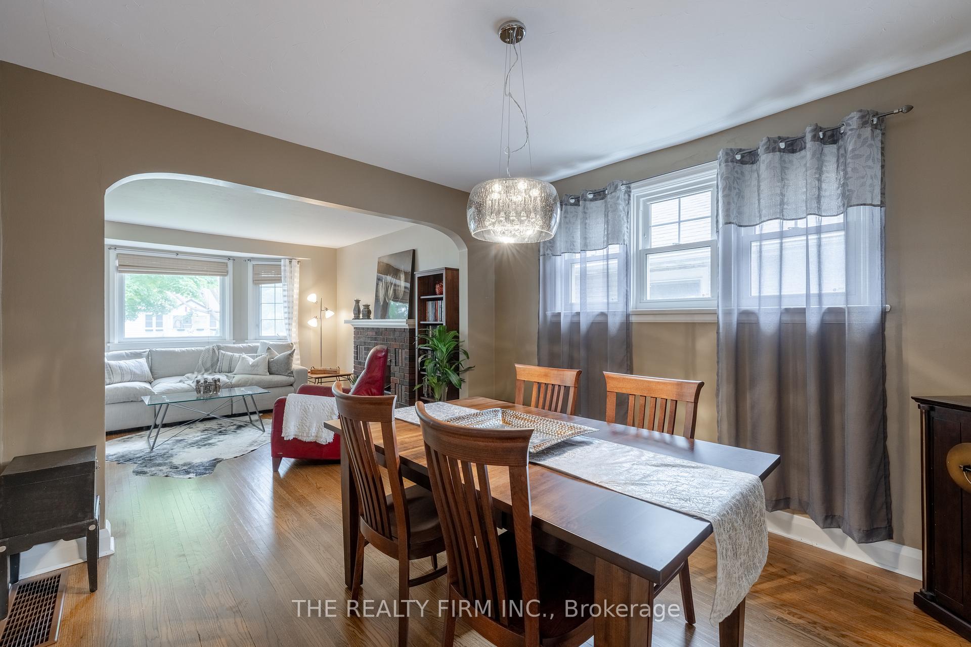 Photo 15 of 384 Spruce Street, London, East H — HOMEH