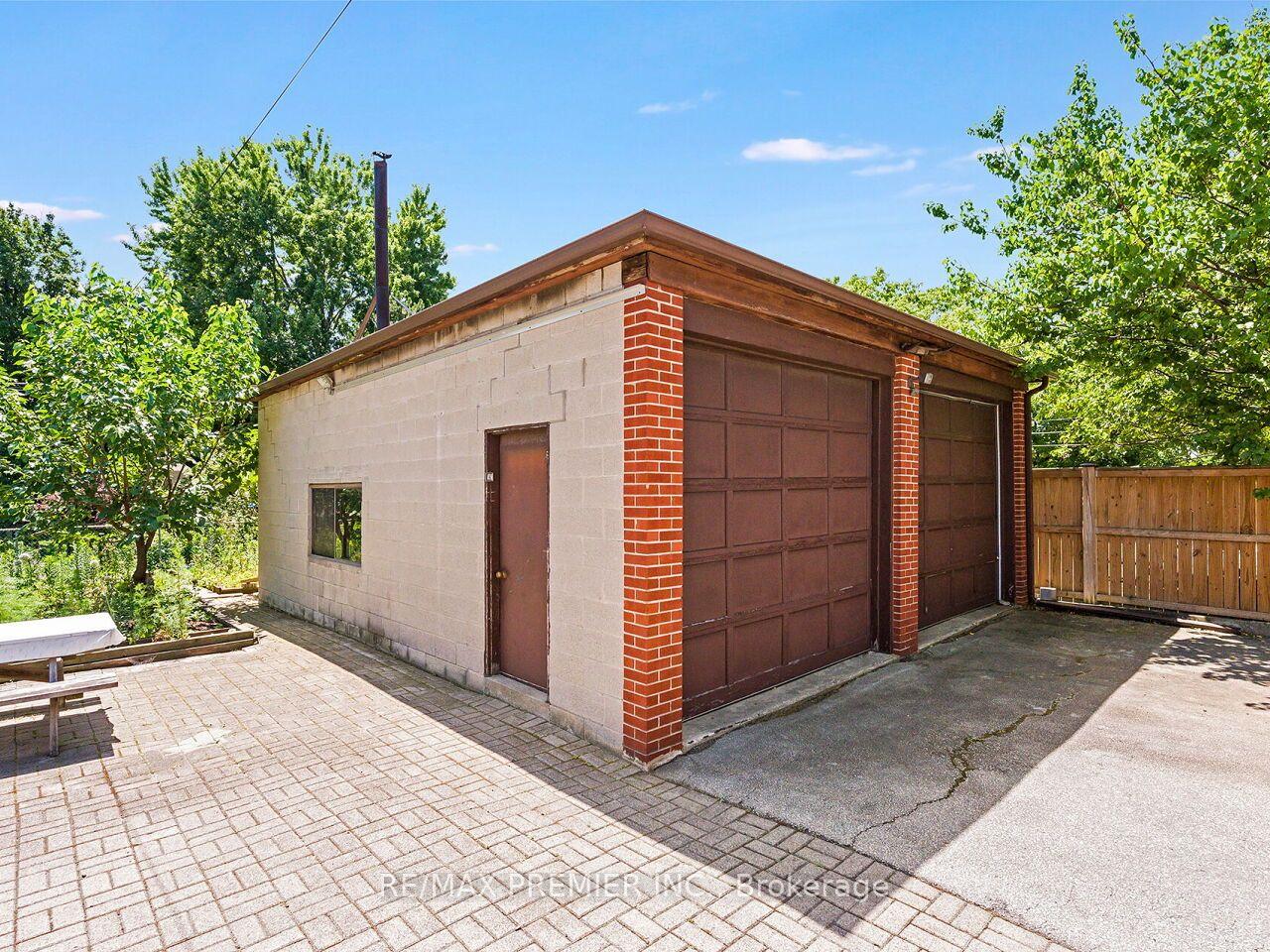 Photo 42 of 7 Mayall Avenue, North York, Downsview-Roding-CFB — HOMEH
