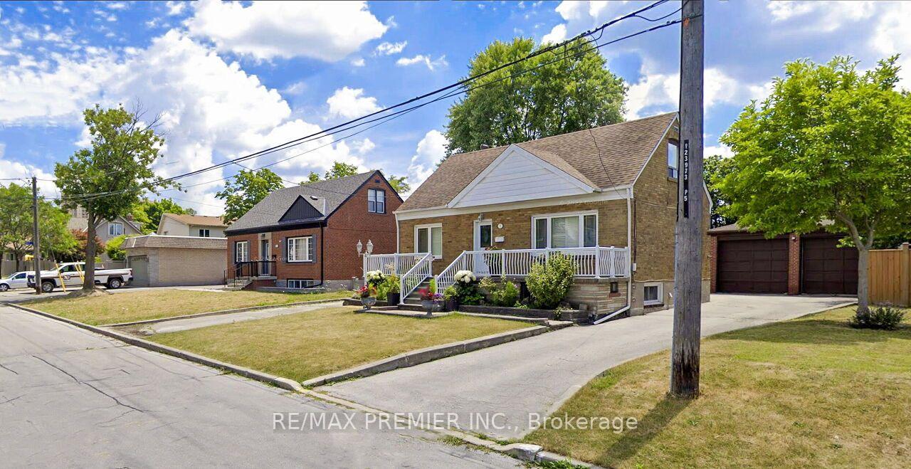 Photo 48 of 7 Mayall Avenue, North York, Downsview-Roding-CFB — HOMEH
