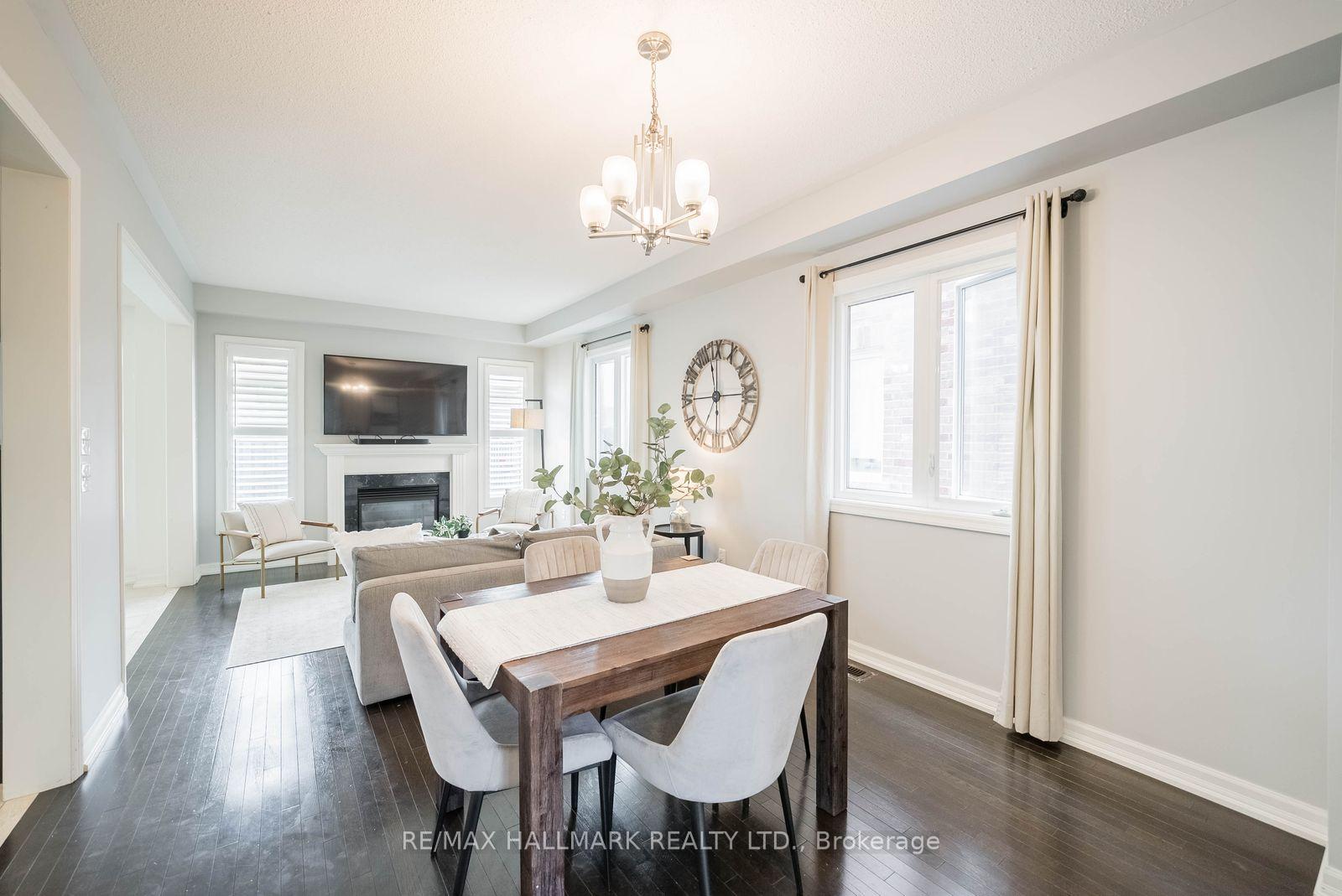 Photo 10 of 125 Cabin Trail, Whitchurch-Stouffville, Rural Whitchurch-Stouffville — HOMEH
