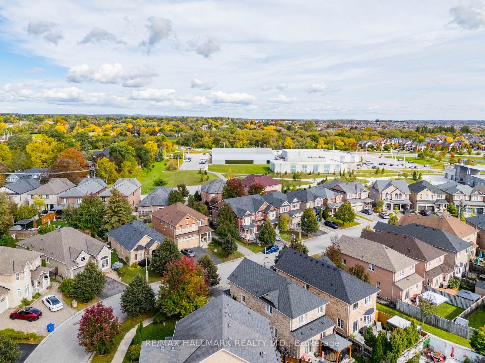 Photo 46 of 125 Cabin Trail, Whitchurch-Stouffville, Rural Whitchurch-Stouffville — HOMEH