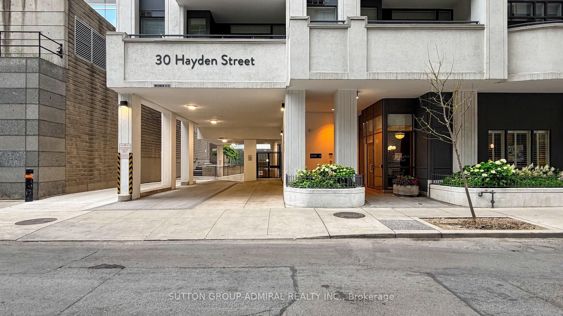Photo 4 of Unit 701, 30 Hayden Street, Toronto, Church-Yonge Corridor — HOMEH