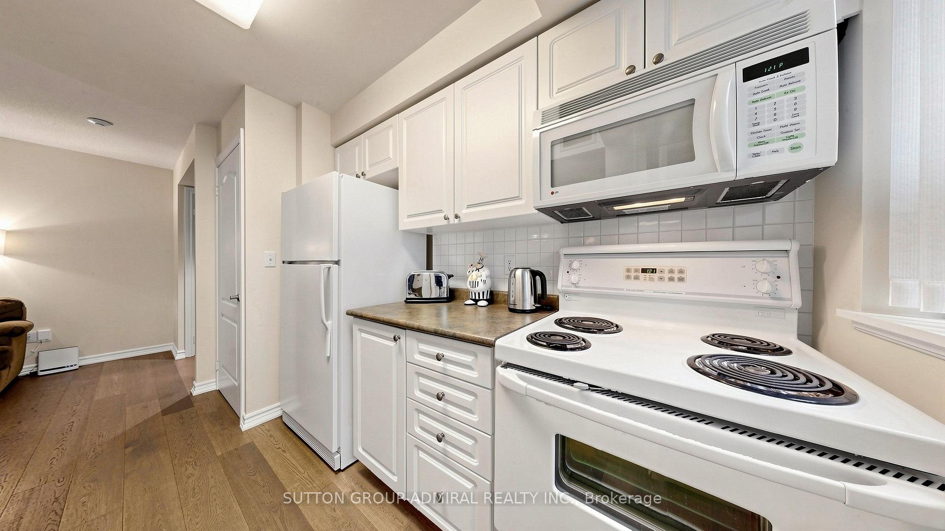 Photo 18 of Unit 701, 30 Hayden Street, Toronto, Church-Yonge Corridor — HOMEH