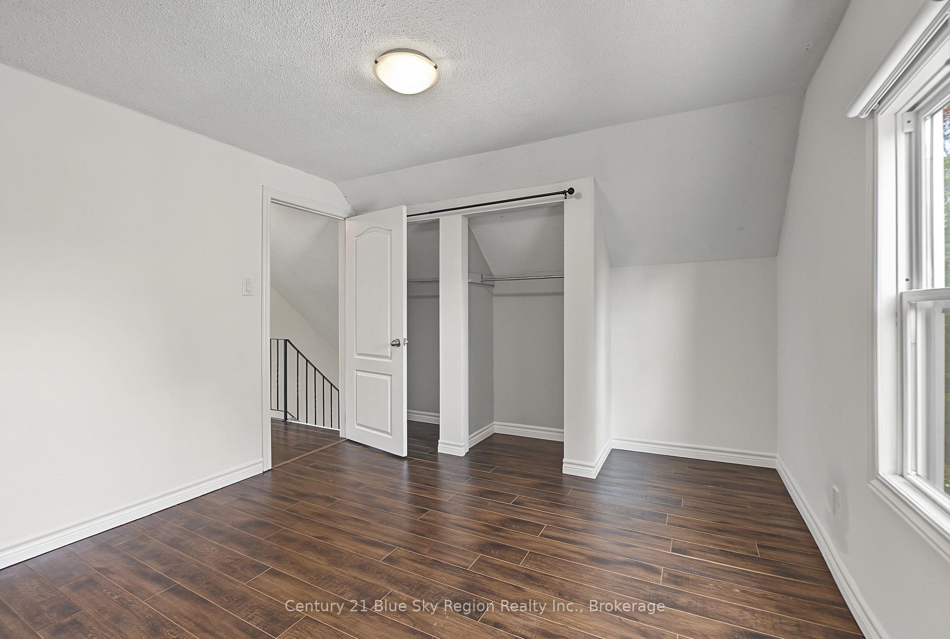 Photo 14 of 22 Corbett Street, North Bay, Ferris — HOMEH